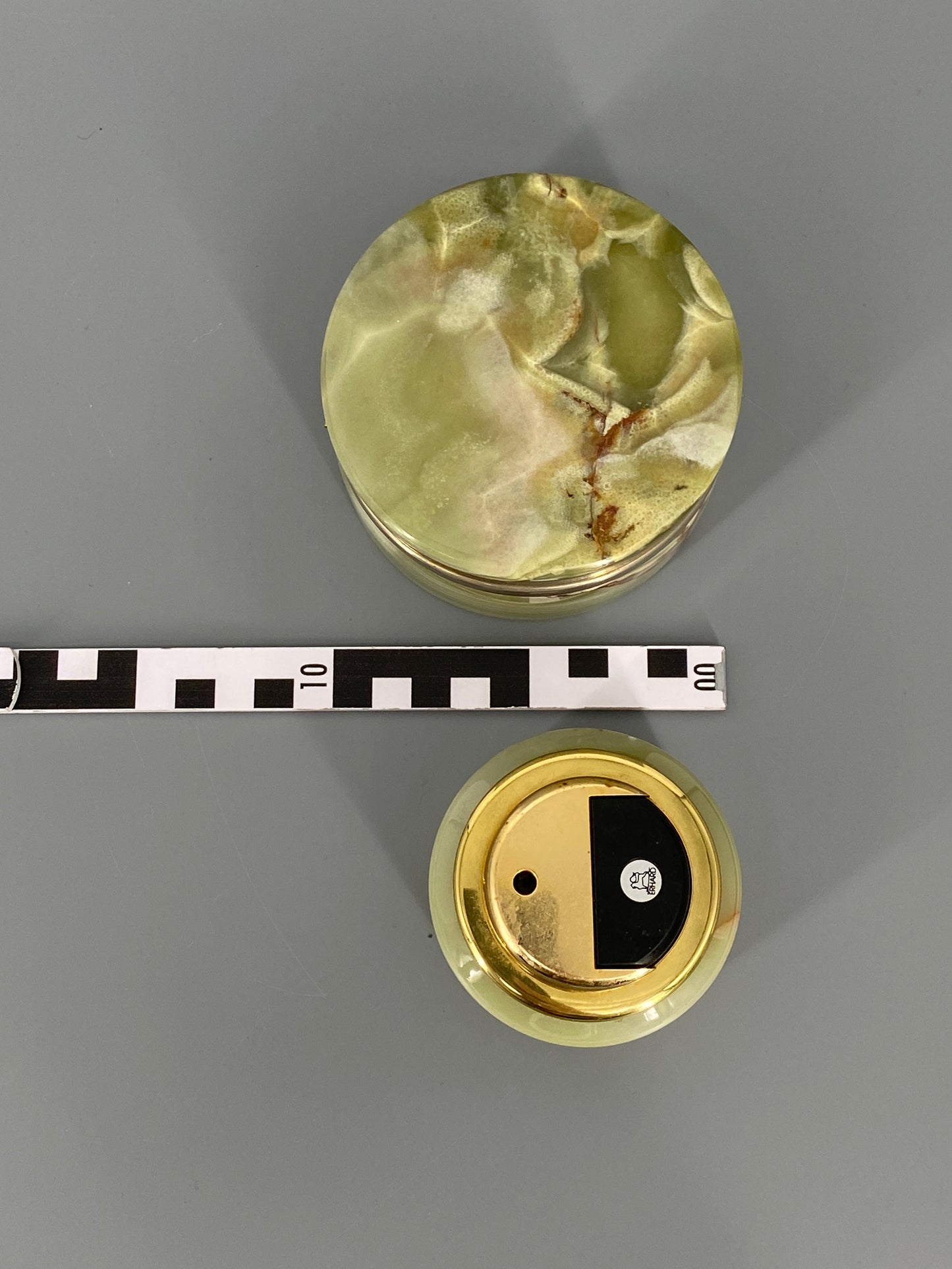 Raucherset von Erhard, Feuerzeug und Dose