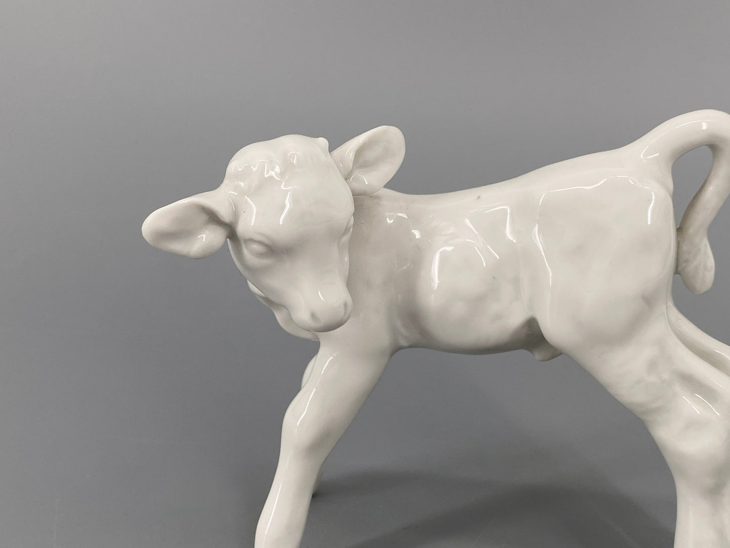 Porzellanfigur "Kalb" von Meissen, Entwurf von Willi Münch-Khe 1934