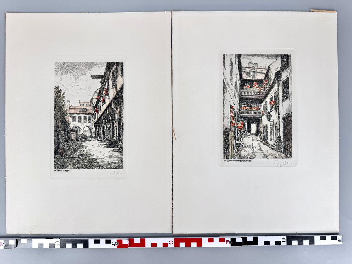2X Grafik Alt-Berlin. Radierung von Herbert Liebig