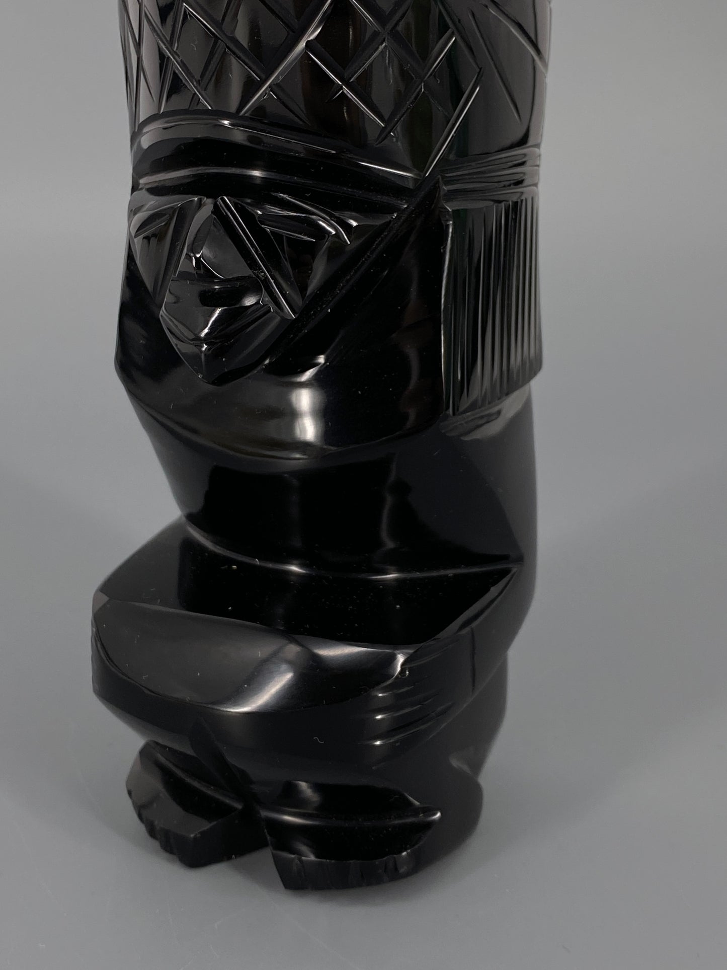 Skulptur aus schwarzem Obsidianstein, Mexiko