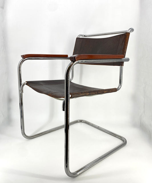 Thonet Freischwinger S34, Entwurf von 1926, Mart Stam, Leder