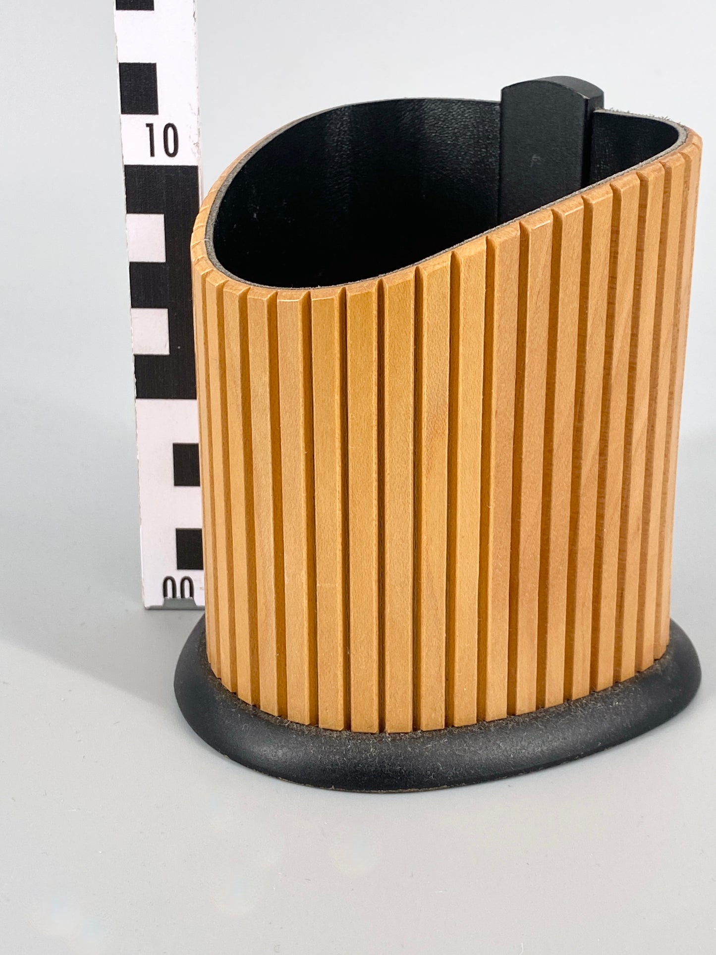Stiftebox Stiftehalter von Edwood, aus Holz. Made in France