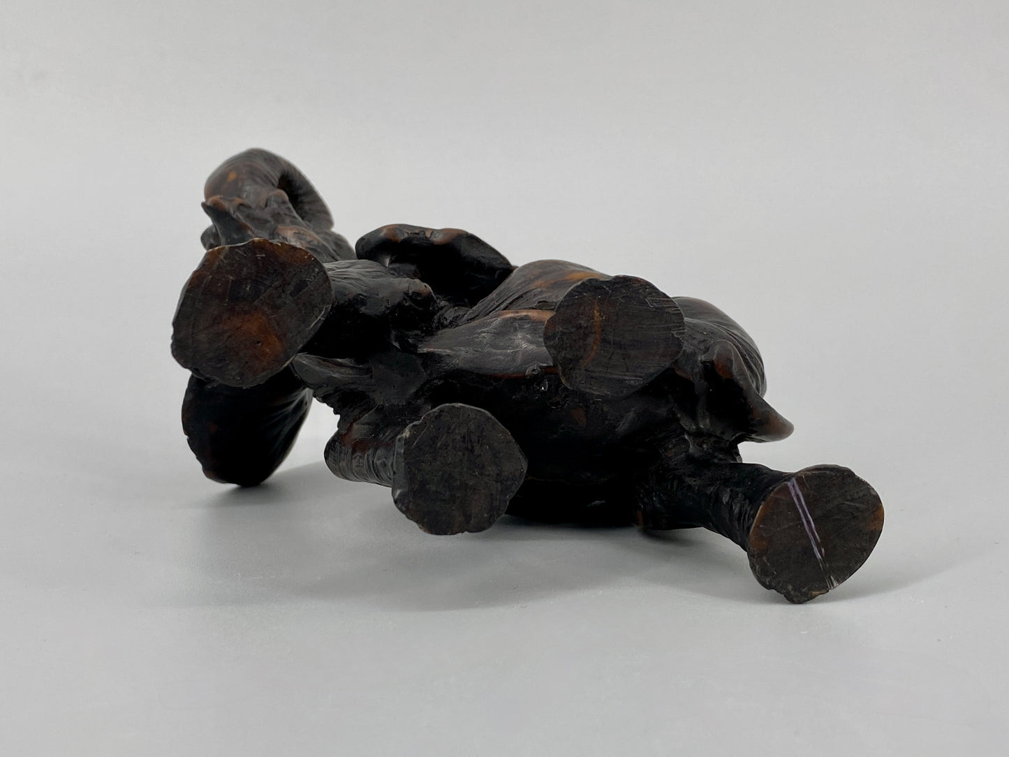 Elefantenfigur aus Kunstharz für Glück und Wohlstand, 1950er Jahre