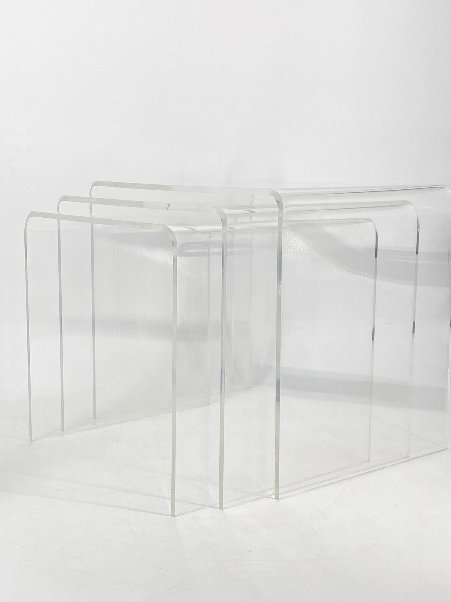 3 Mid Century Satztische aus Acrylglas, 1970er