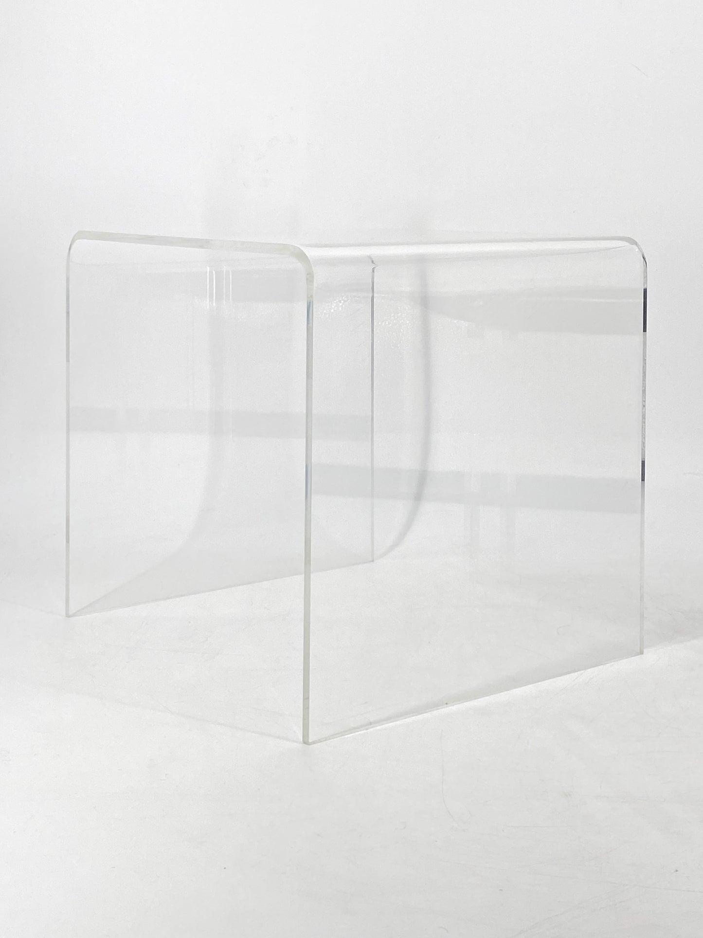 3 Mid Century Satztische aus Acrylglas, 1970er