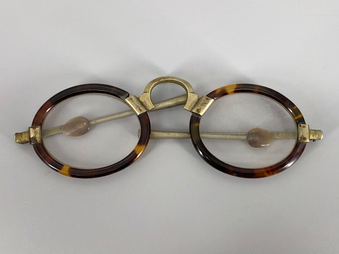 antike, chinesische Brille mit Holzetui, China, 19. Jhd