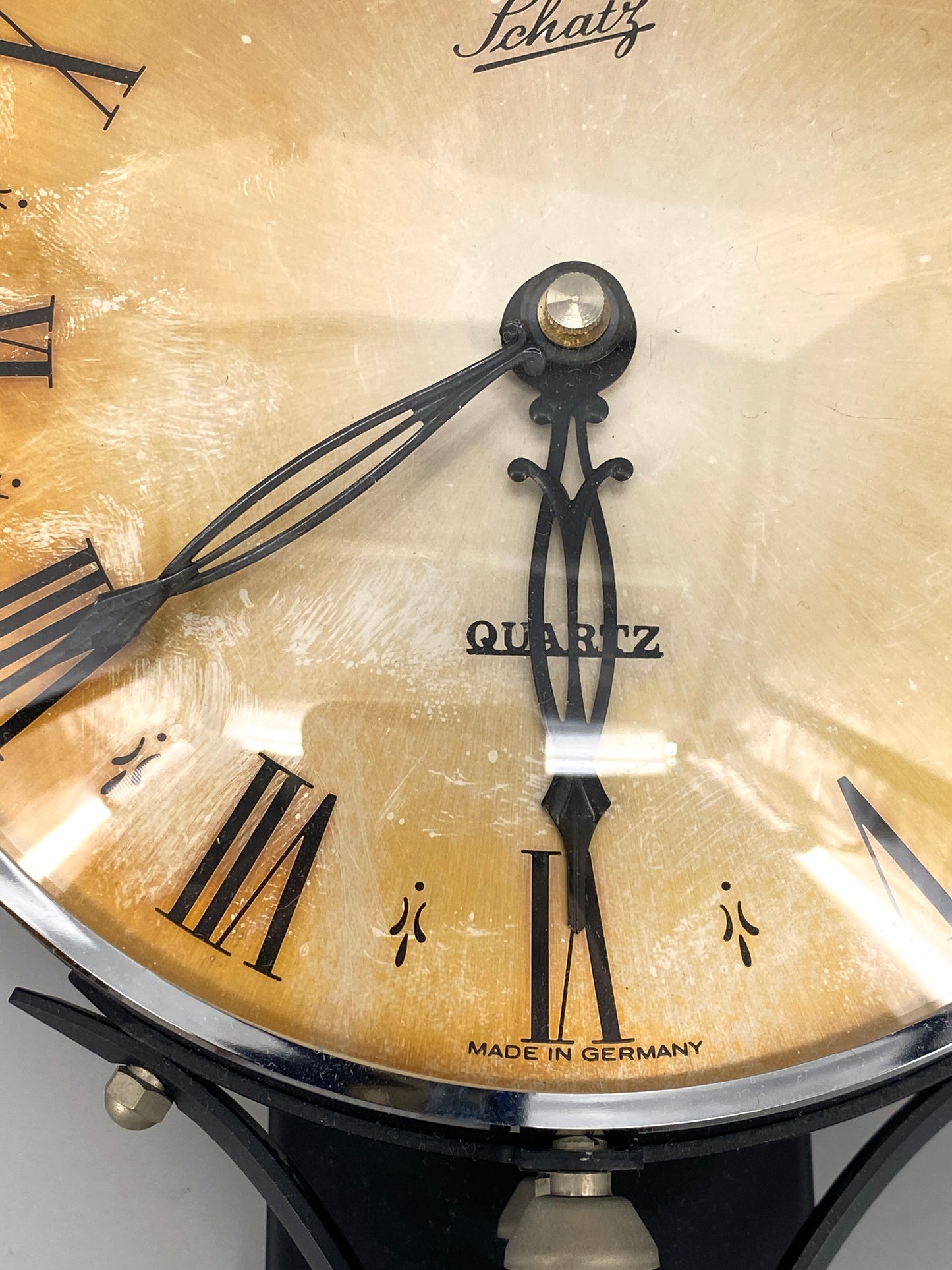 Wanduhr mit Quartz Uhrwerk von Schatz, West-Deutschland