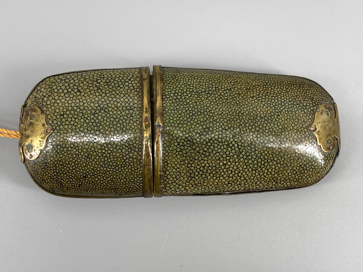 antikes, chinesisches Brillenetui aus Holz und Rochenleder, China, 19. Jhd