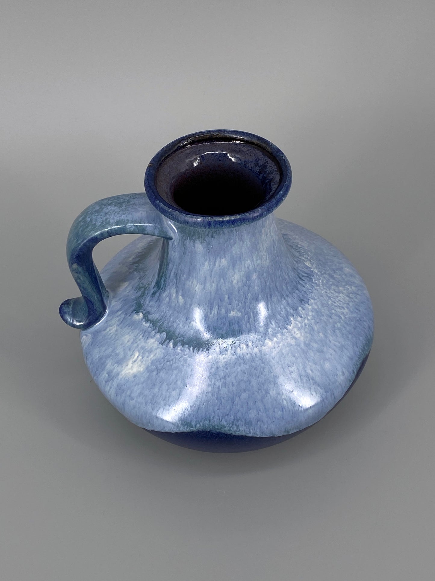 Blaue Vase mit Fat Lava Glasur, mit Henkel, West-Deutschland, 1970er