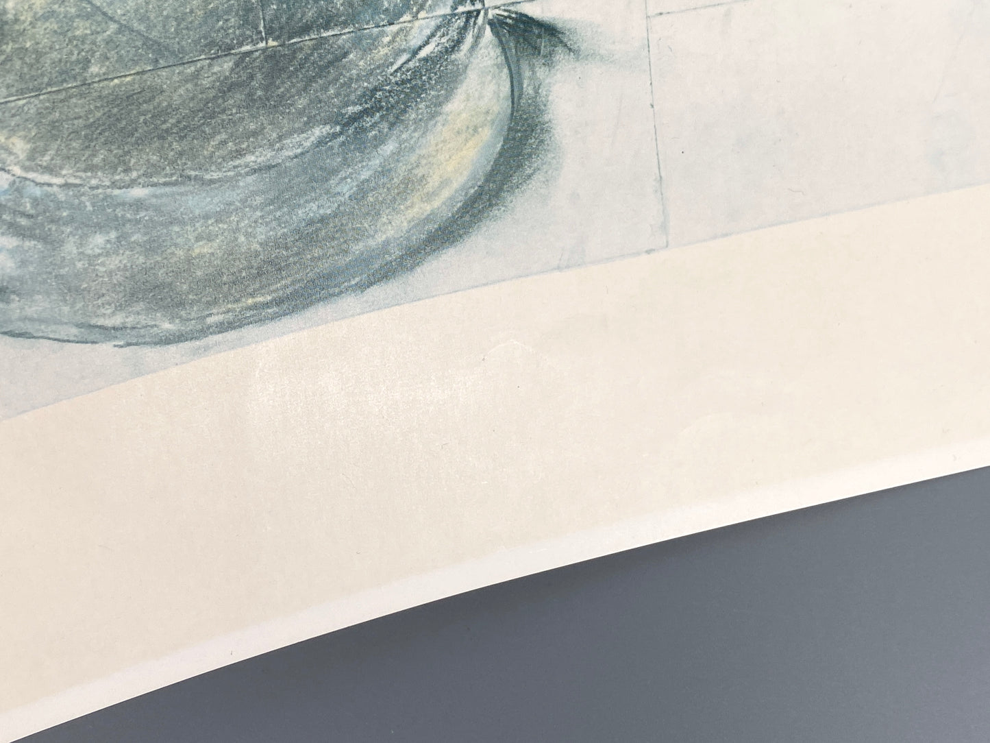 Signierter Offsetdruck "Stilleben in Blau" von Horst Janssen (1929–1995)