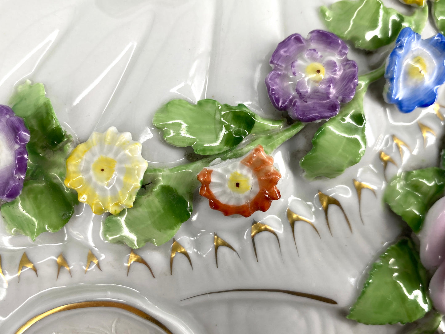 Tischlampe mit Lithophanien aus der Porzellanmanufaktur Plaue (Entwurf von Edmund Haase)