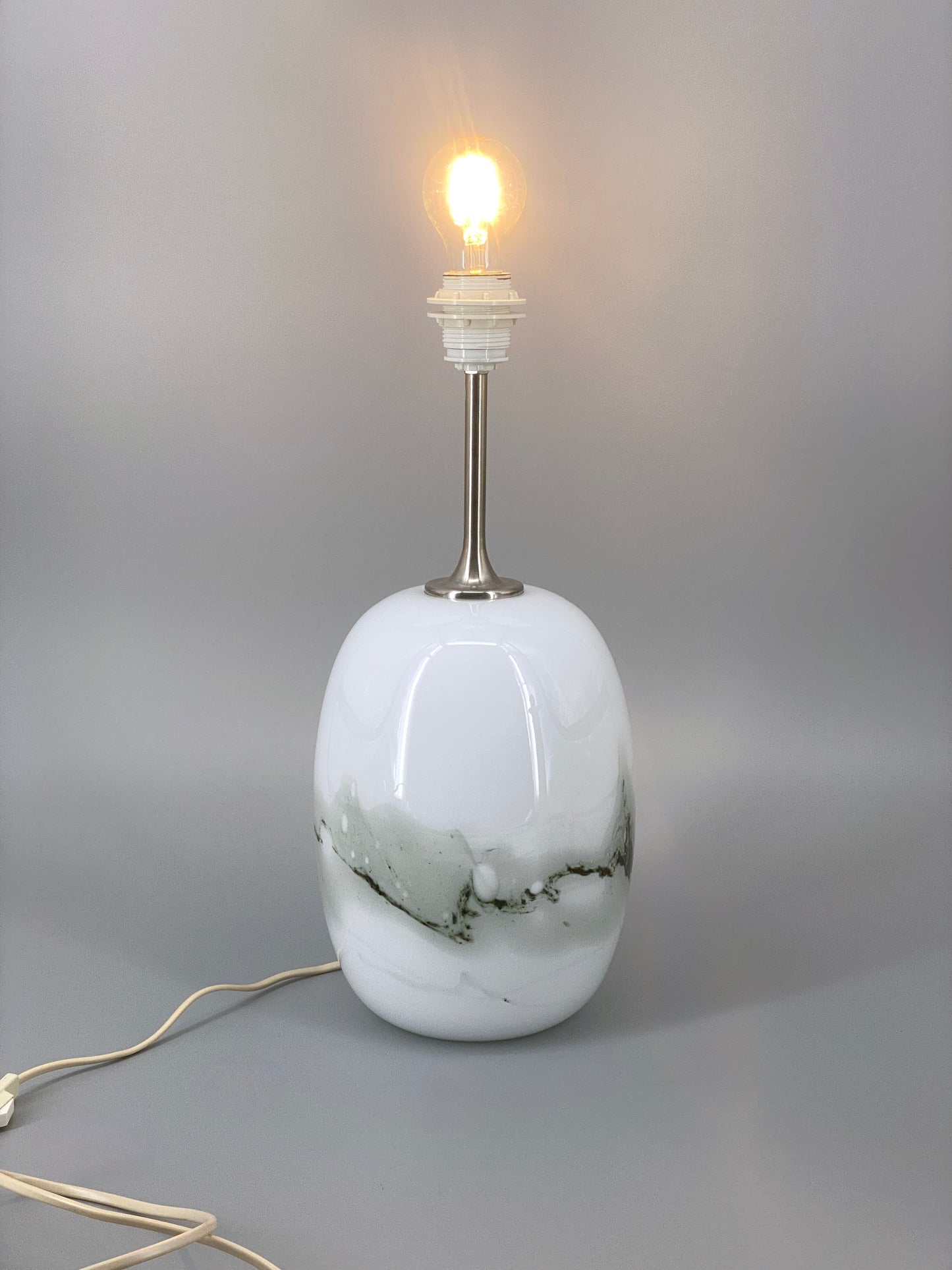 Tischlampe Sakura von Michael Bang für Holmegaard, Dänemark, 1970er