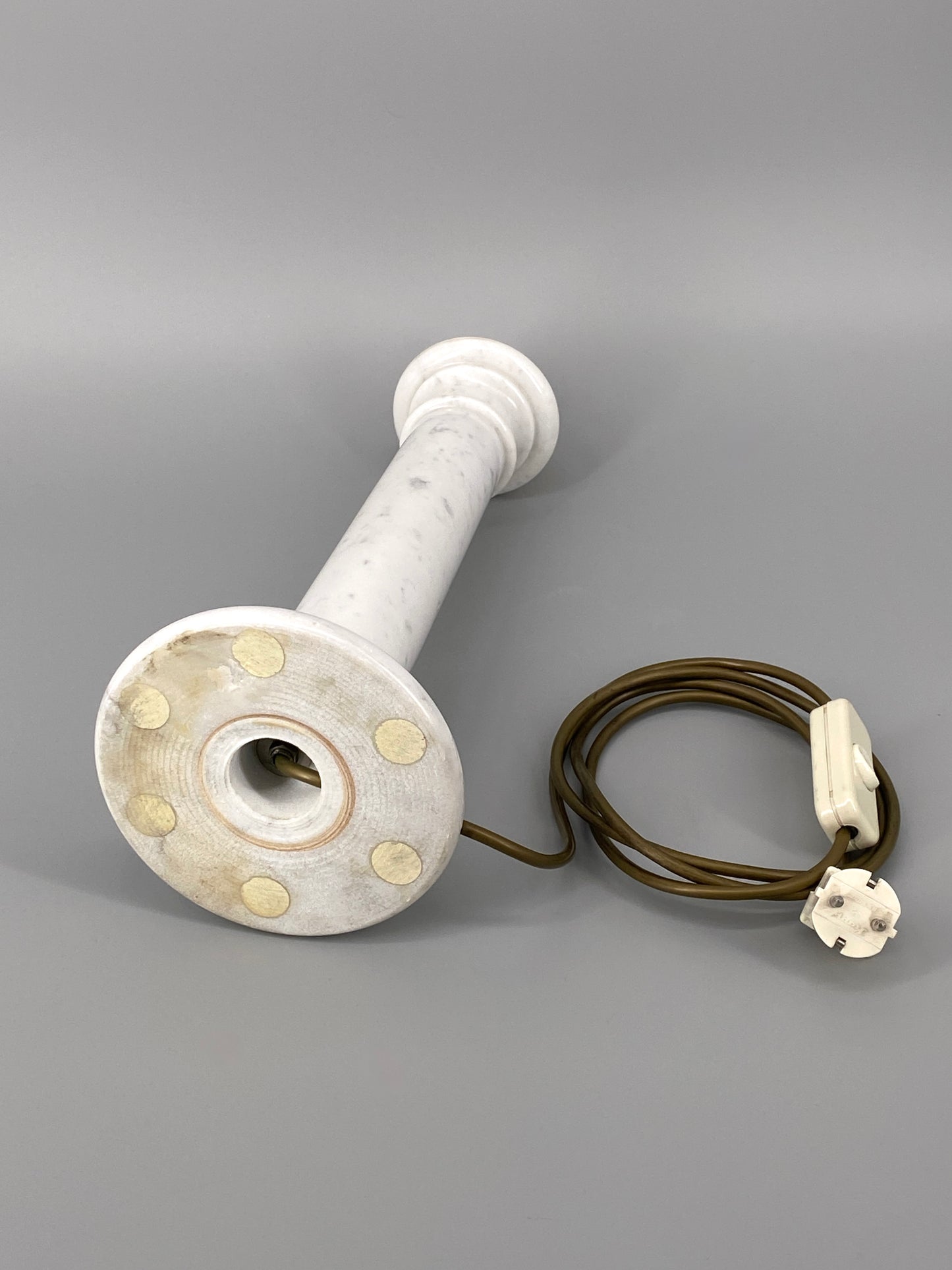antiker Tischlampenfuß, Säule aus weißem Marmor