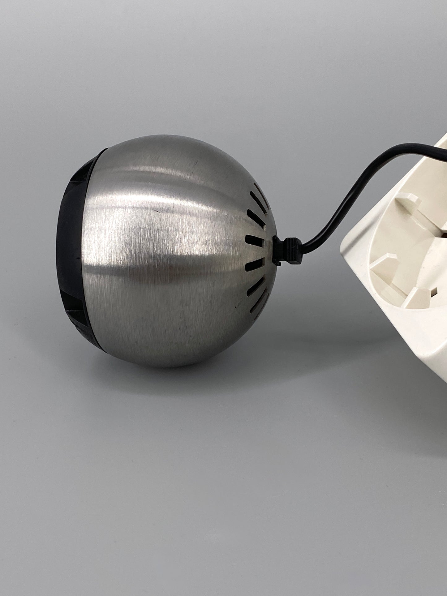 #2 Magnetische Minispot Lampe Beige "41601" von Dieter Witte für Osram, Deutschland, 1970er Jahre