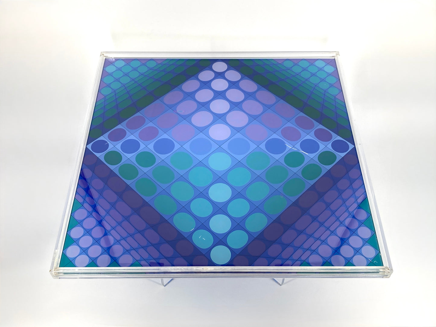 Vasarely Schachbrett mit Zertifikat und Sockel aus Plexiglas, Nr. 476 von 1500