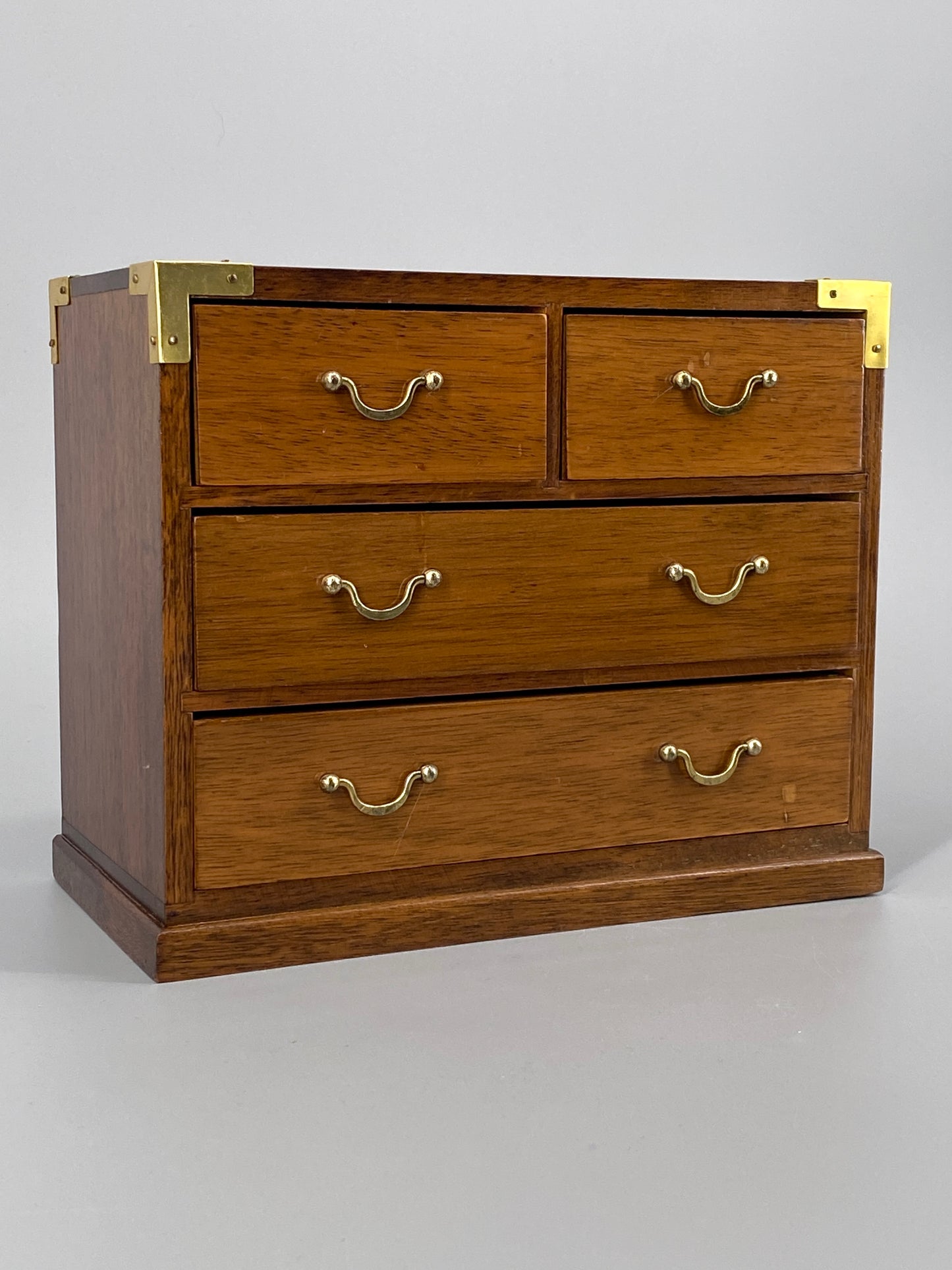 Vintage Schmuckschatulle aus Holz mit 4 Schubladen
