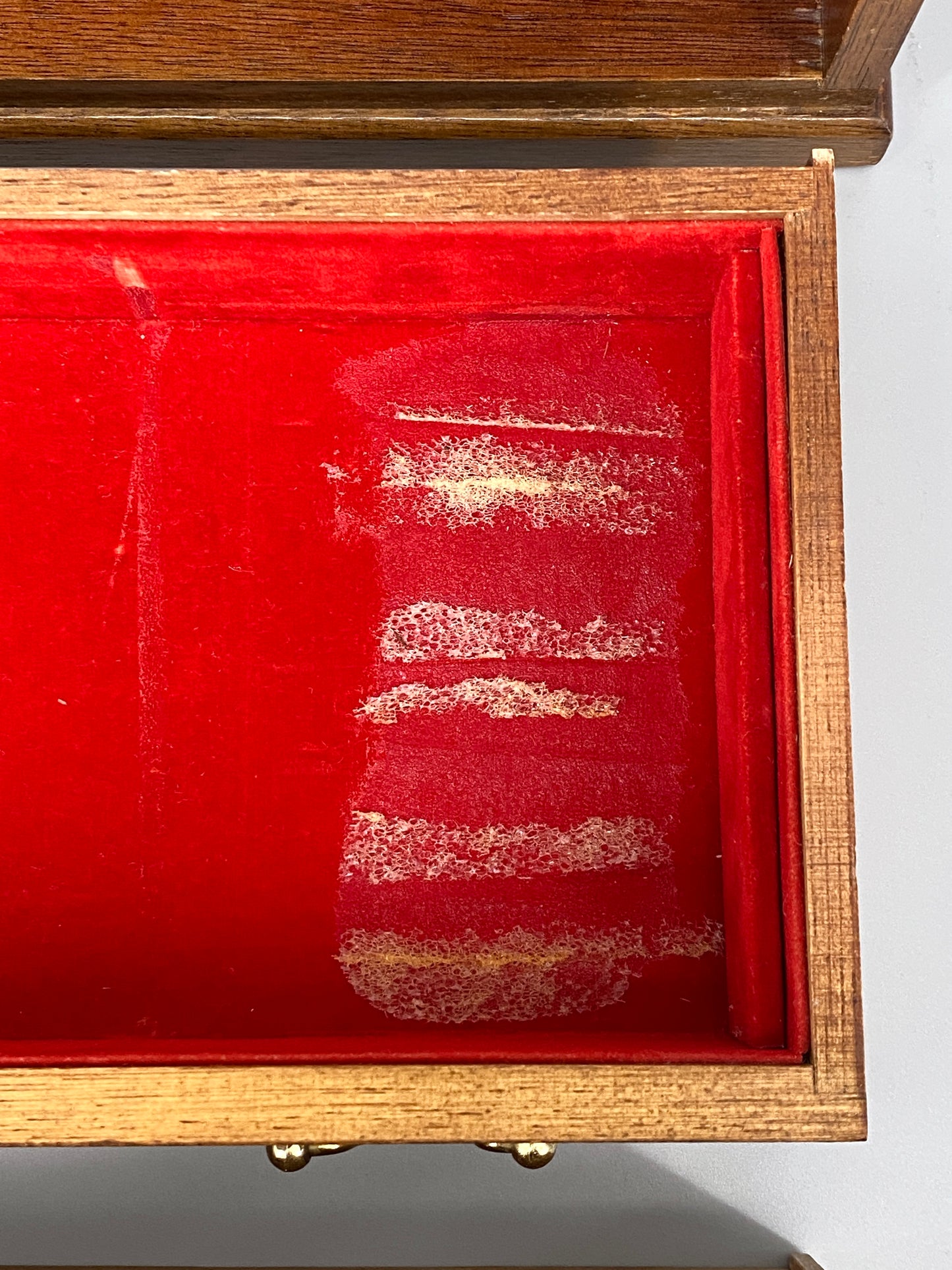 Vintage Schmuckschatulle aus Holz mit 4 Schubladen
