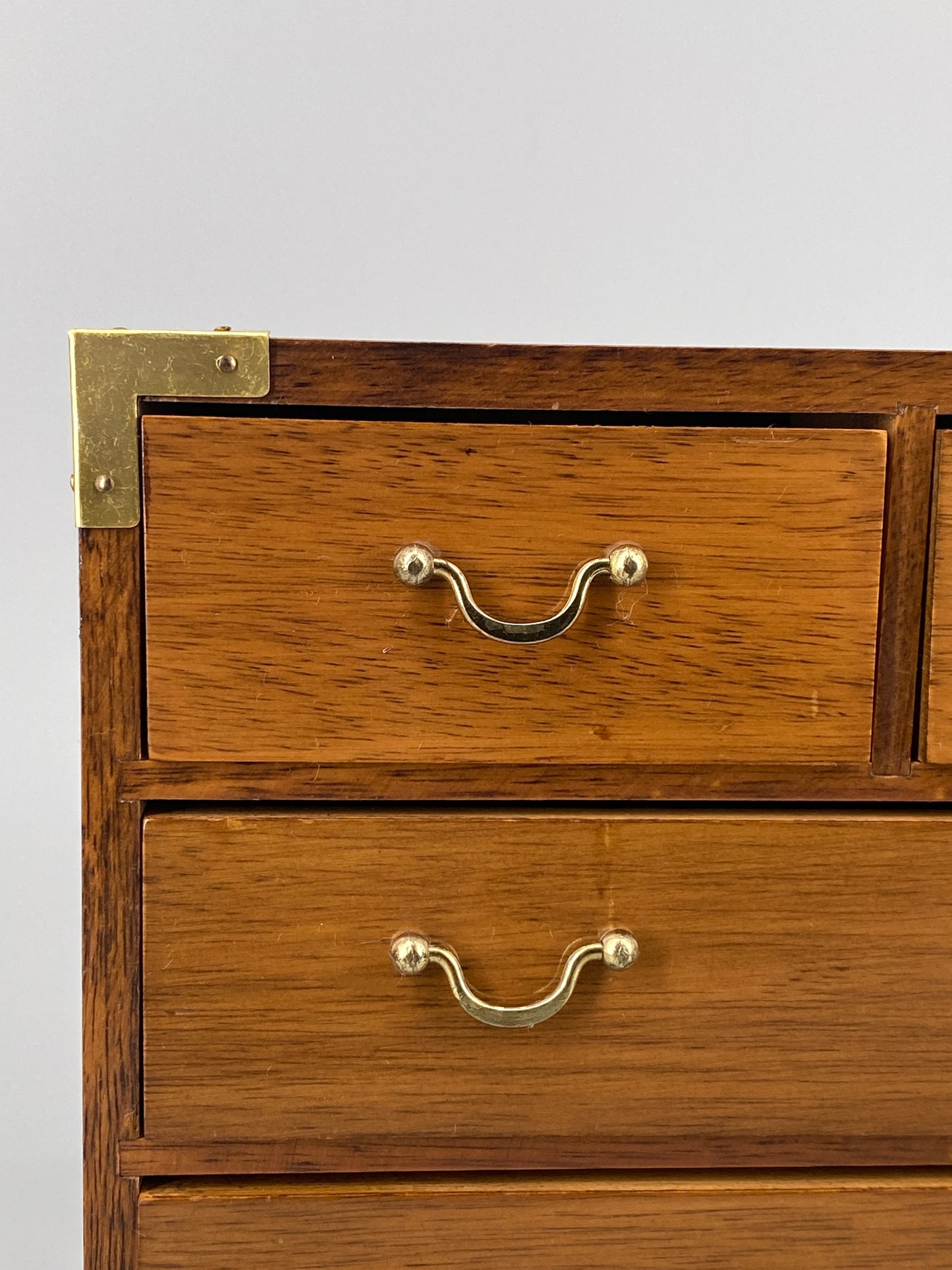 Vintage Schmuckschatulle aus Holz mit 4 Schubladen