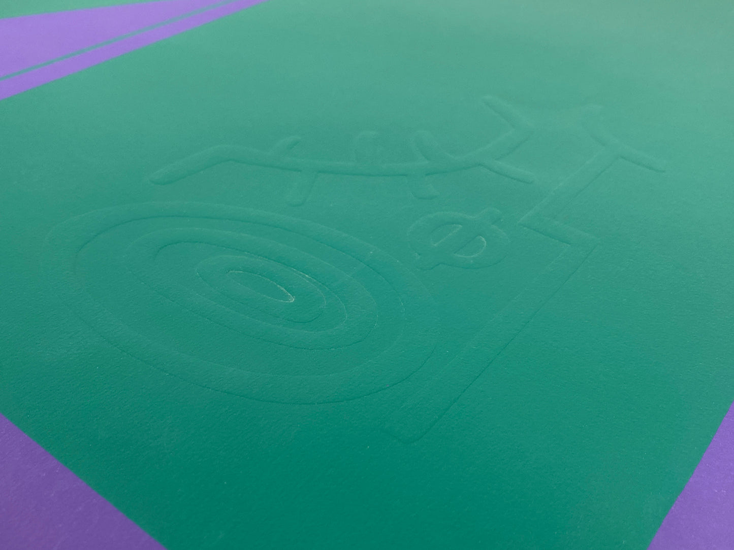 Nummerierter Siebdruck in Dunkelgrün und Violett mit Prägedruck von Karl-Heinz Franke (1916‒2006)