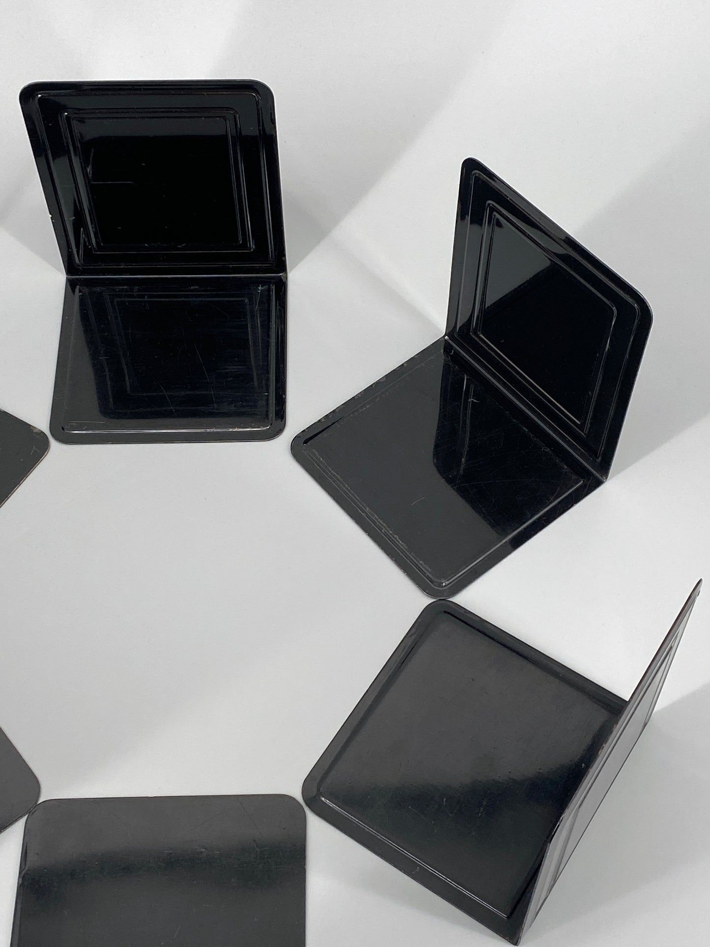 6 Buchstützen von Soennecken aus schwarz lackiertem Metall, Art Deco