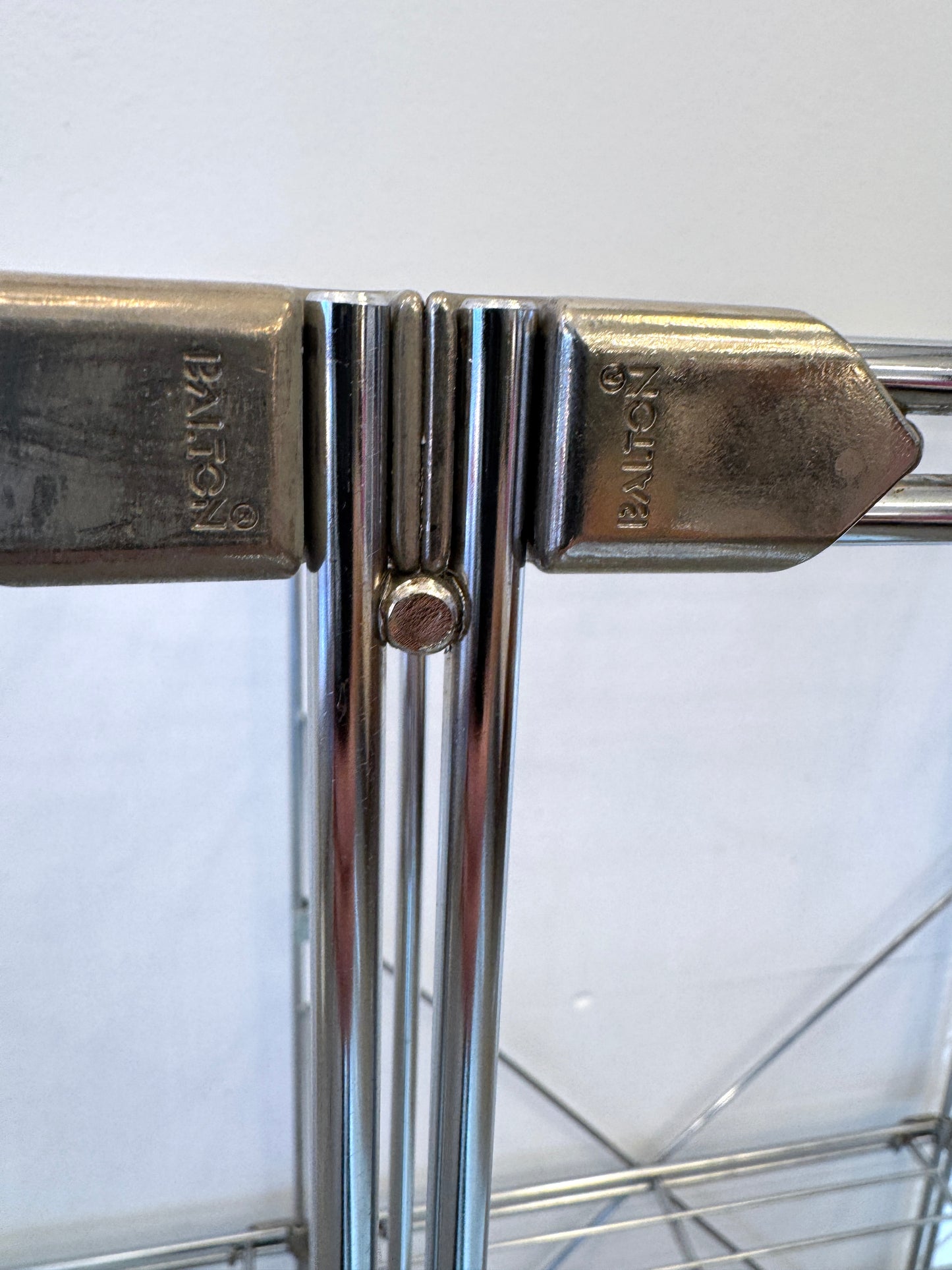 Balton Regal Serie BIII mit 8 Gittenböden, auf Rädern