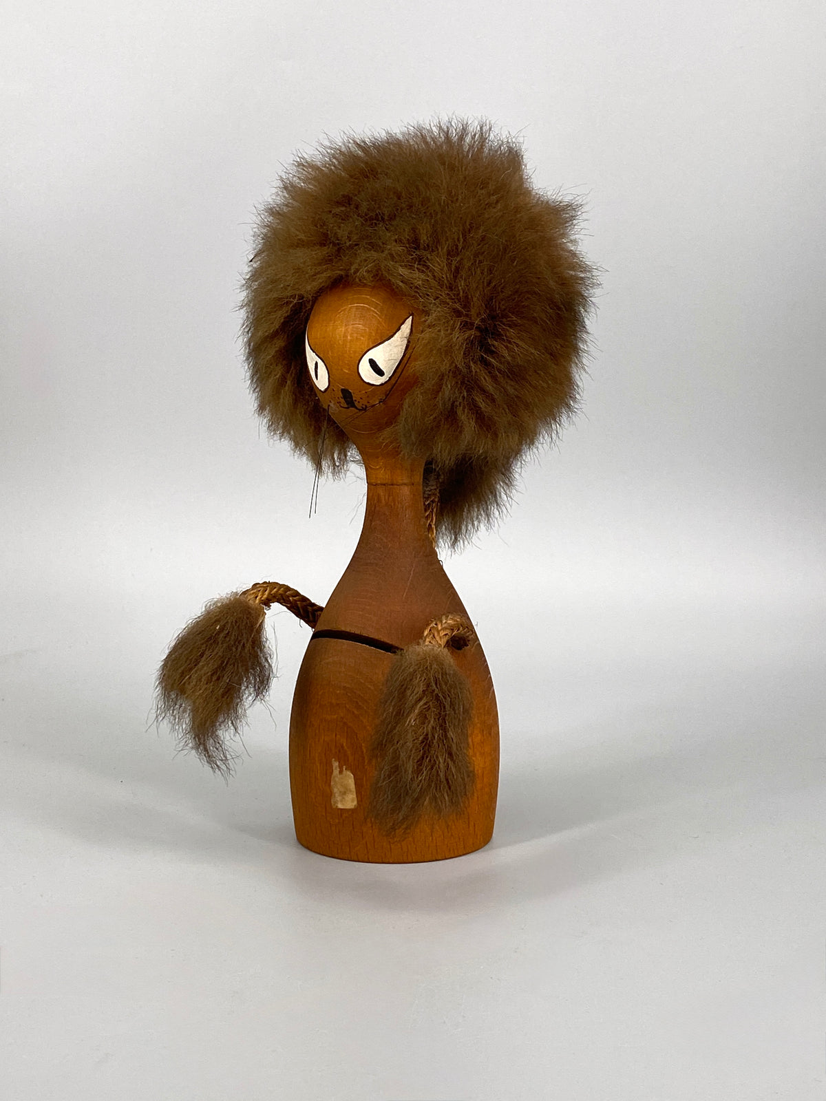 Mid Century Figur aus Teakholz / Spardose, 50er