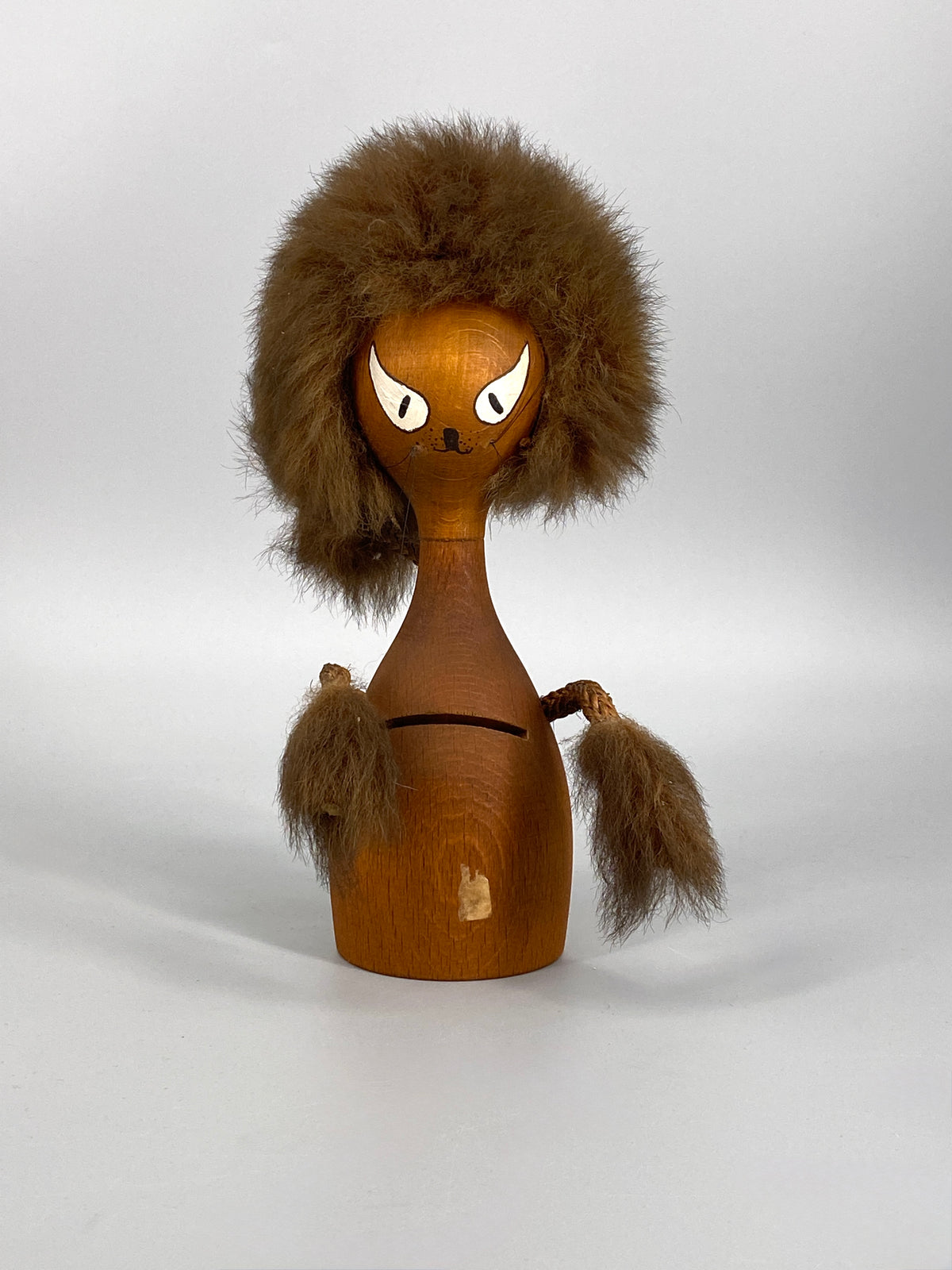 Mid Century Figur aus Teakholz / Spardose, 50er