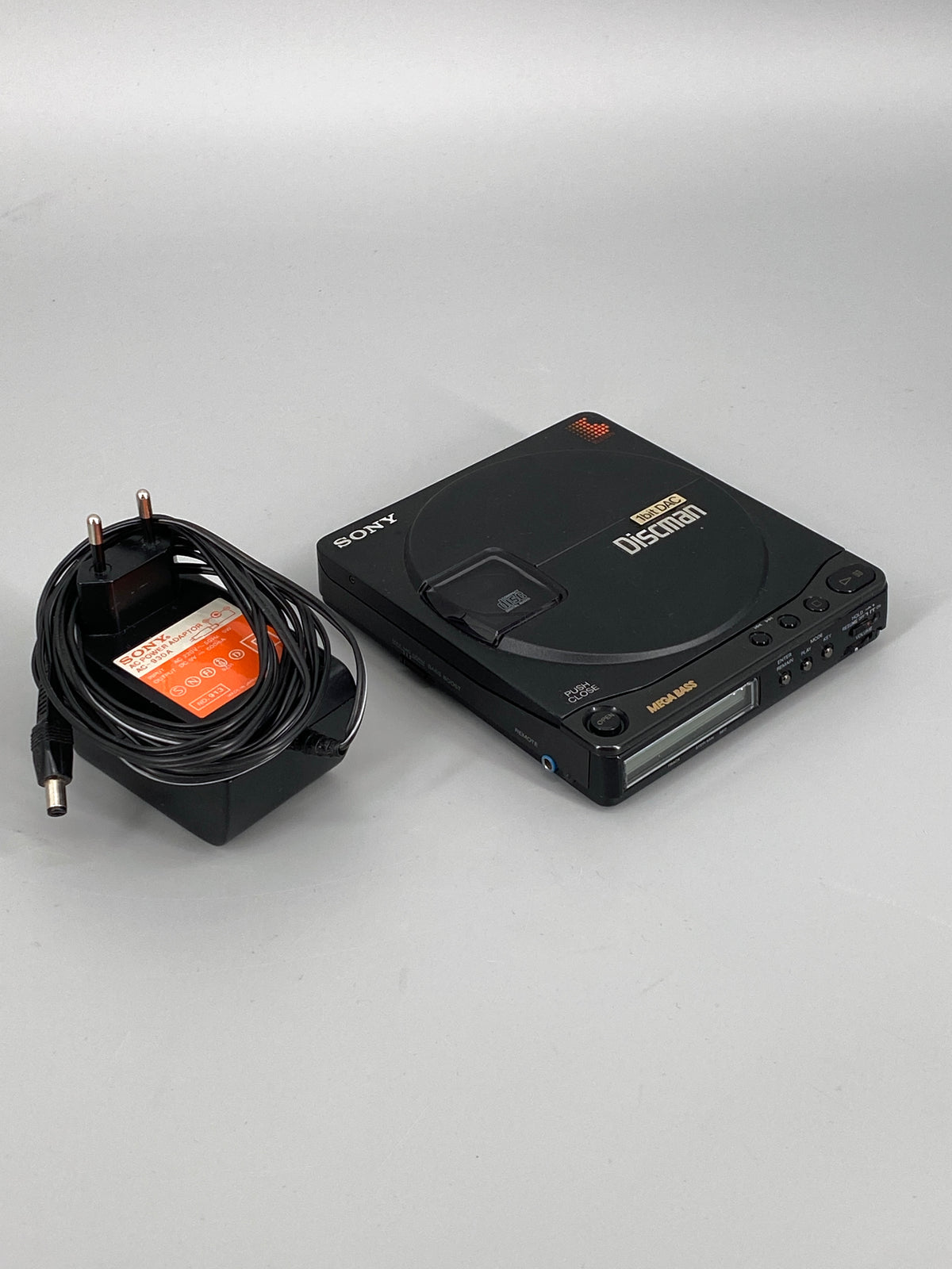 defekter Discman D-99 von Sony, 90er