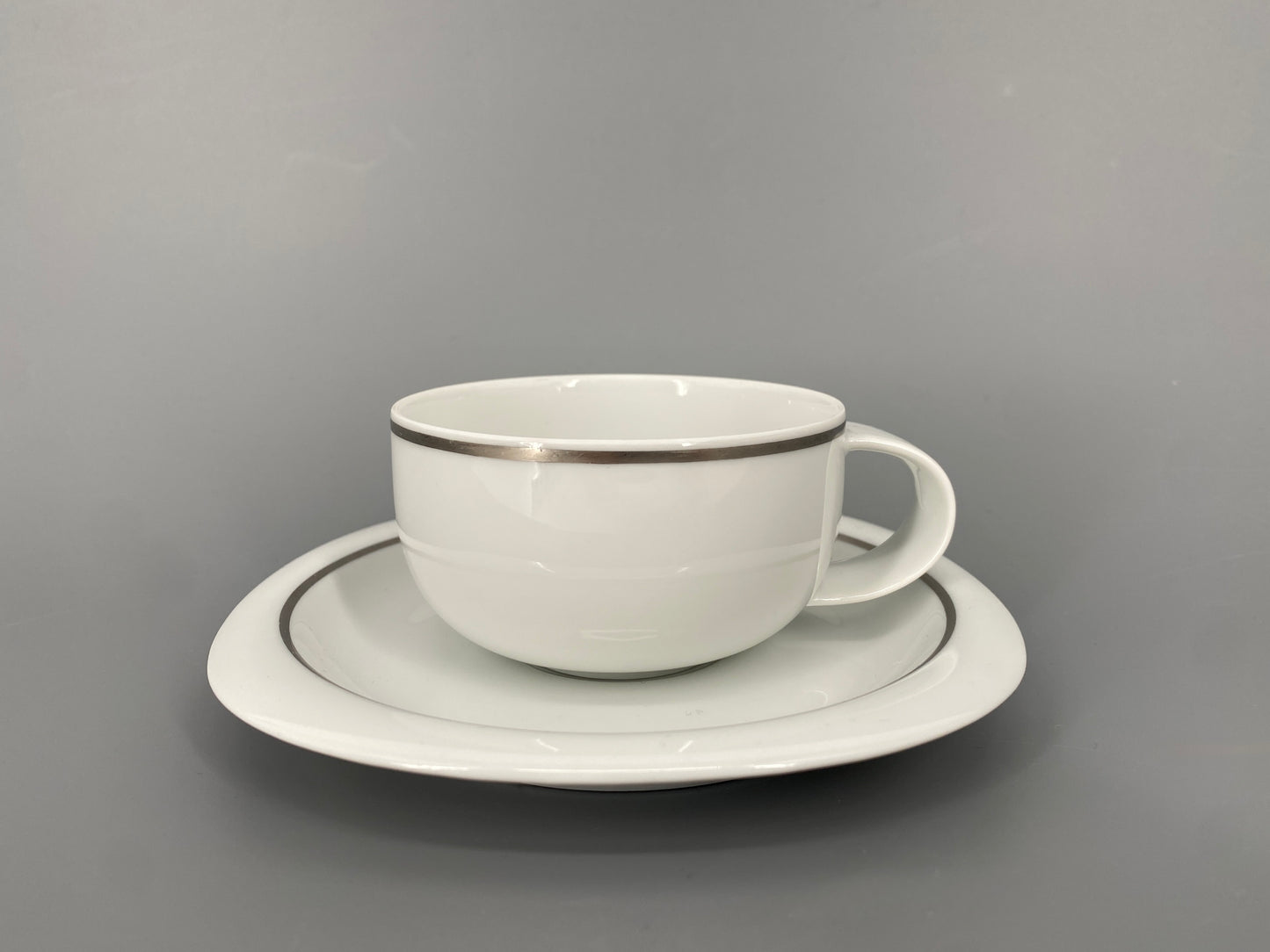Teegedeck von Rosenthal aus der studio-linie, Suomi Linja Platin, Deutschland