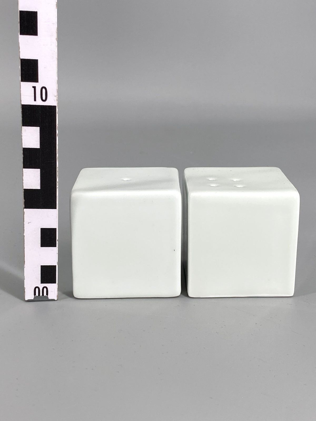 quadratische Schalen und Streuer Set von Spin Ceramics aus Jingdezhen