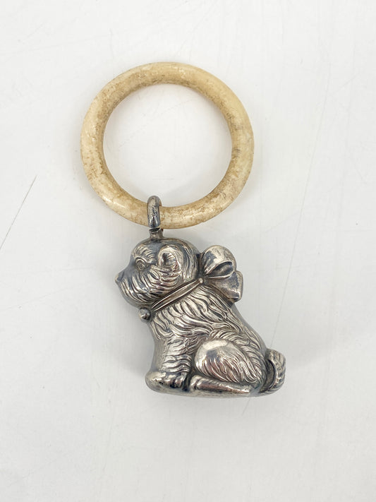 Babyrassel oder Puppenzubehör mit Hunde-Anhänger aus 835er Silber