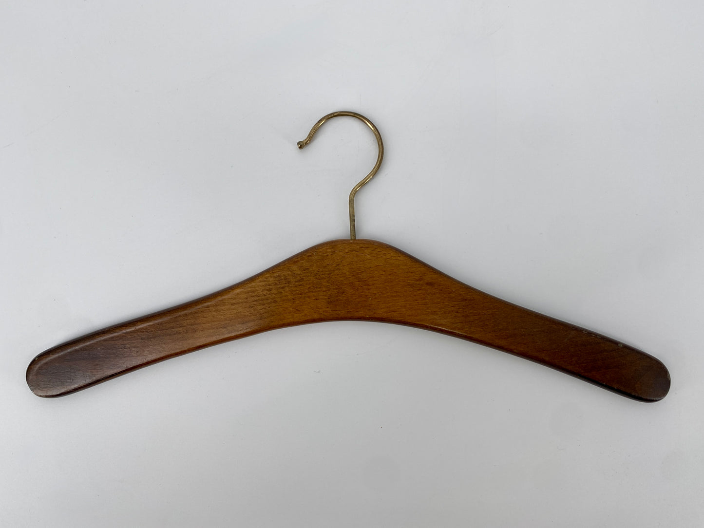 5 stabile Kleiderbügel aus Holz, Vintage