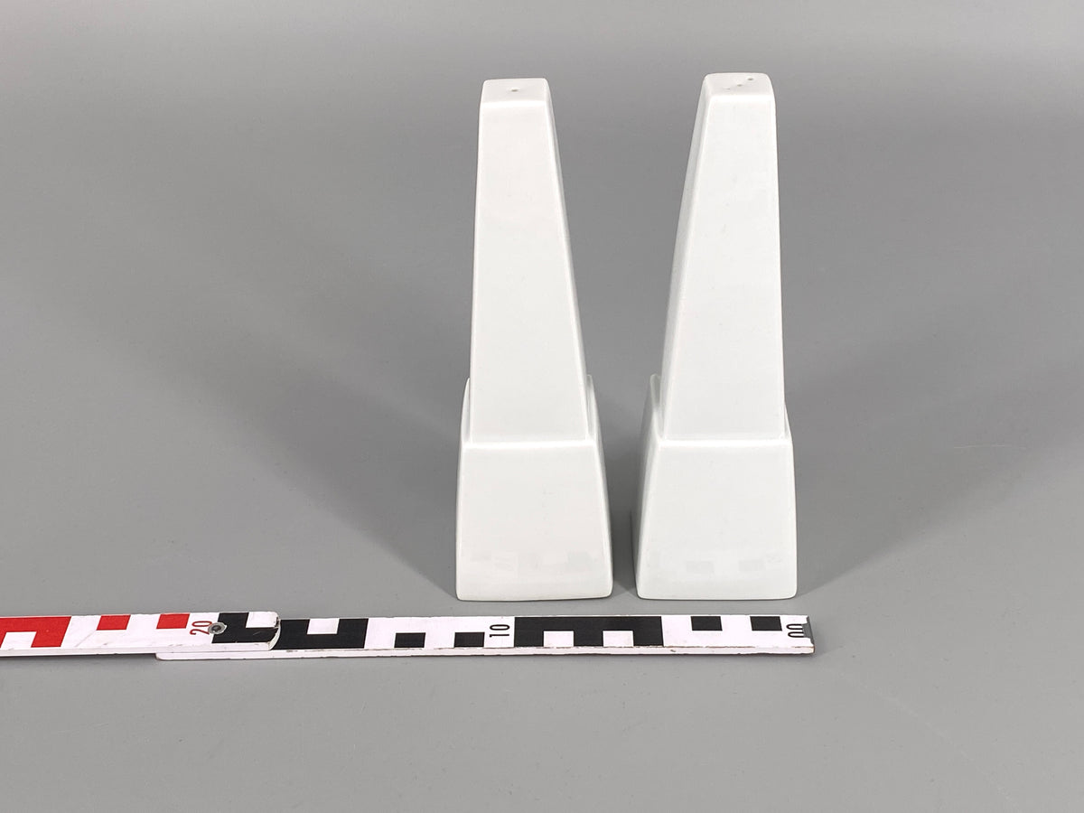 Salz- und Pfeffer Streuer "Il Faro" aus Porzellan von Aldo Rossi für Rosenthal