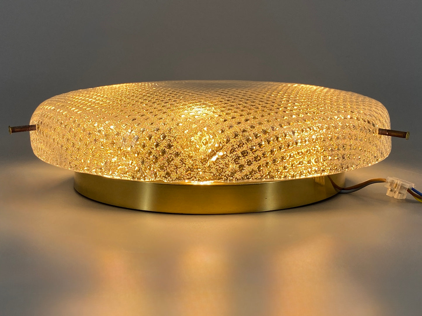 Deckenlampe / Plafoniere mit strukturiertem Glasschirm von Hillebrand Leuchten, Deutschland 60/70er Jahre