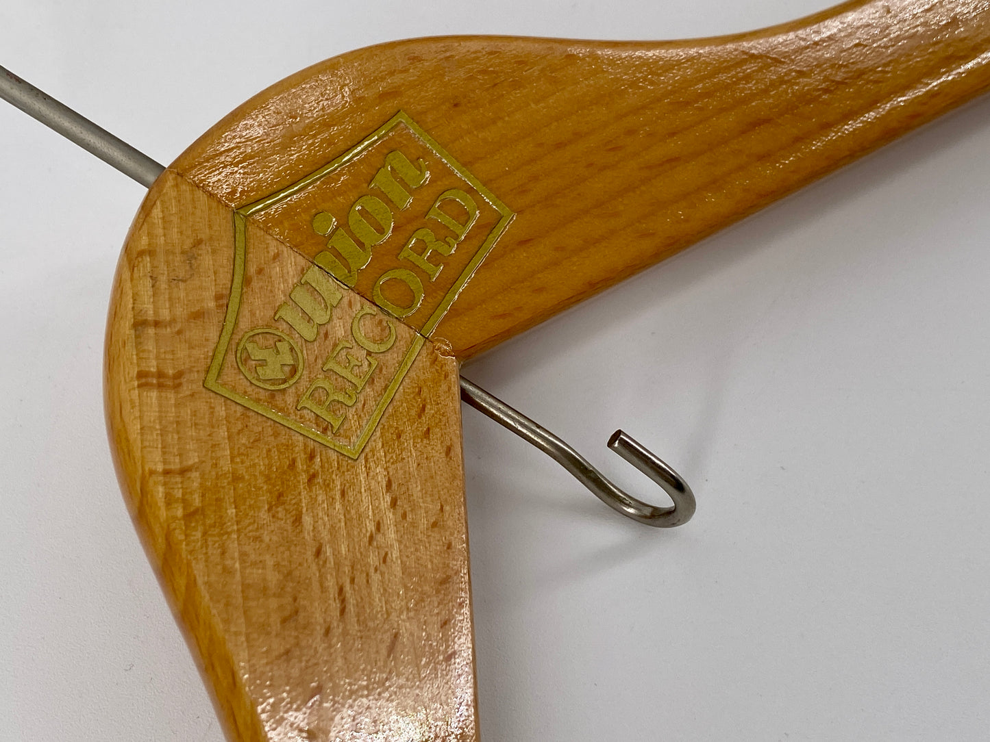 17 Holzkleiderbügel von Union: Record, Privat und Diplomat, Deutschland, 1960er