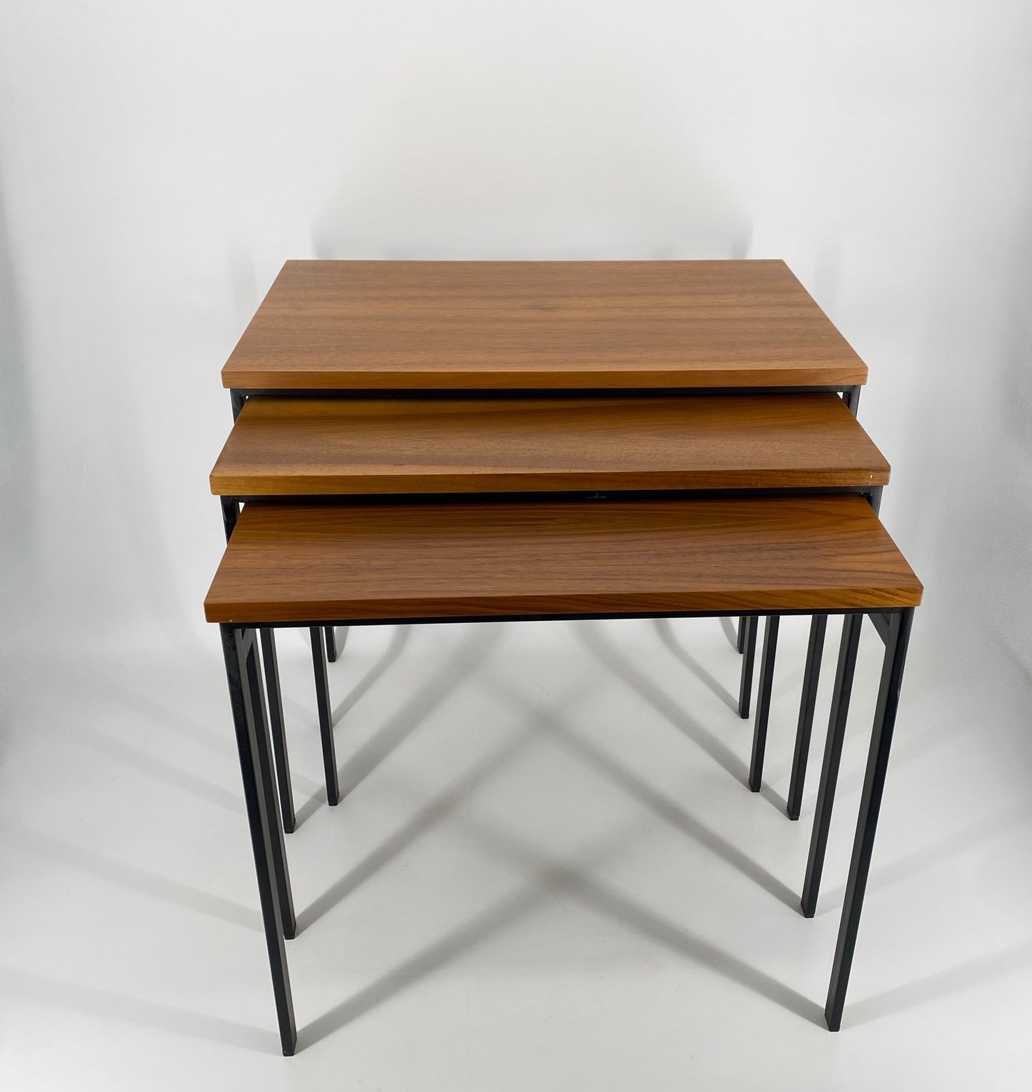 3 Satztische im Mid Century Design mit Teakholz, 1960er