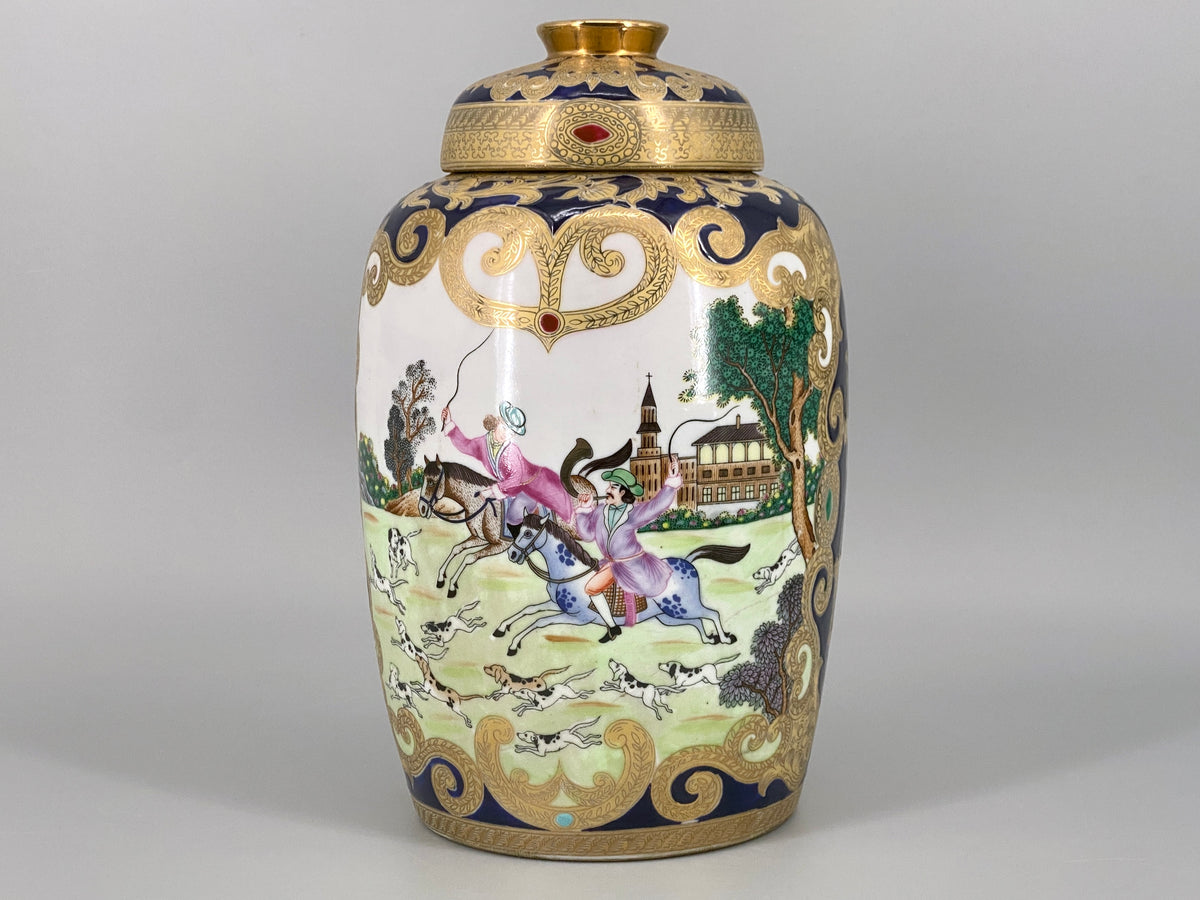 große Vase mit Deckel handbemalt mit Jagdszene, China