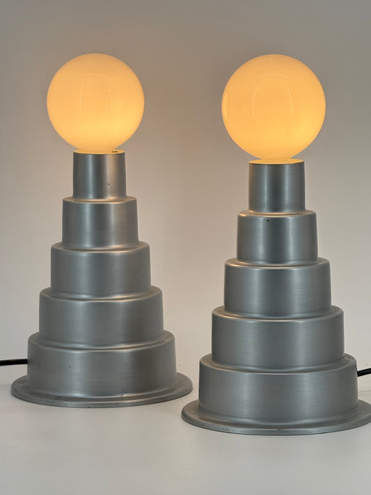 2x Tischlampe im Stufendesign, 70er Jahre