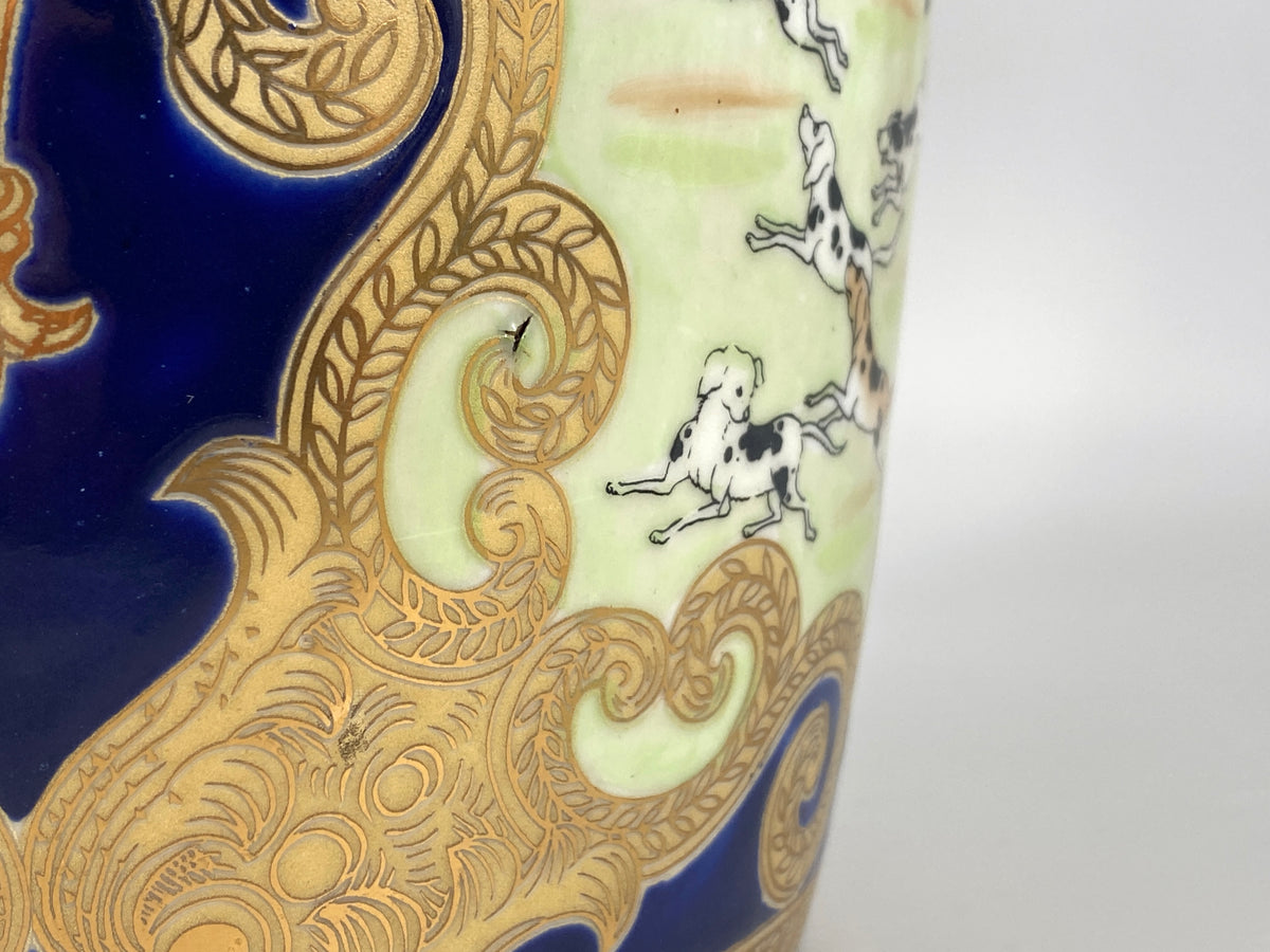 große Vase mit Deckel handbemalt mit Jagdszene, China