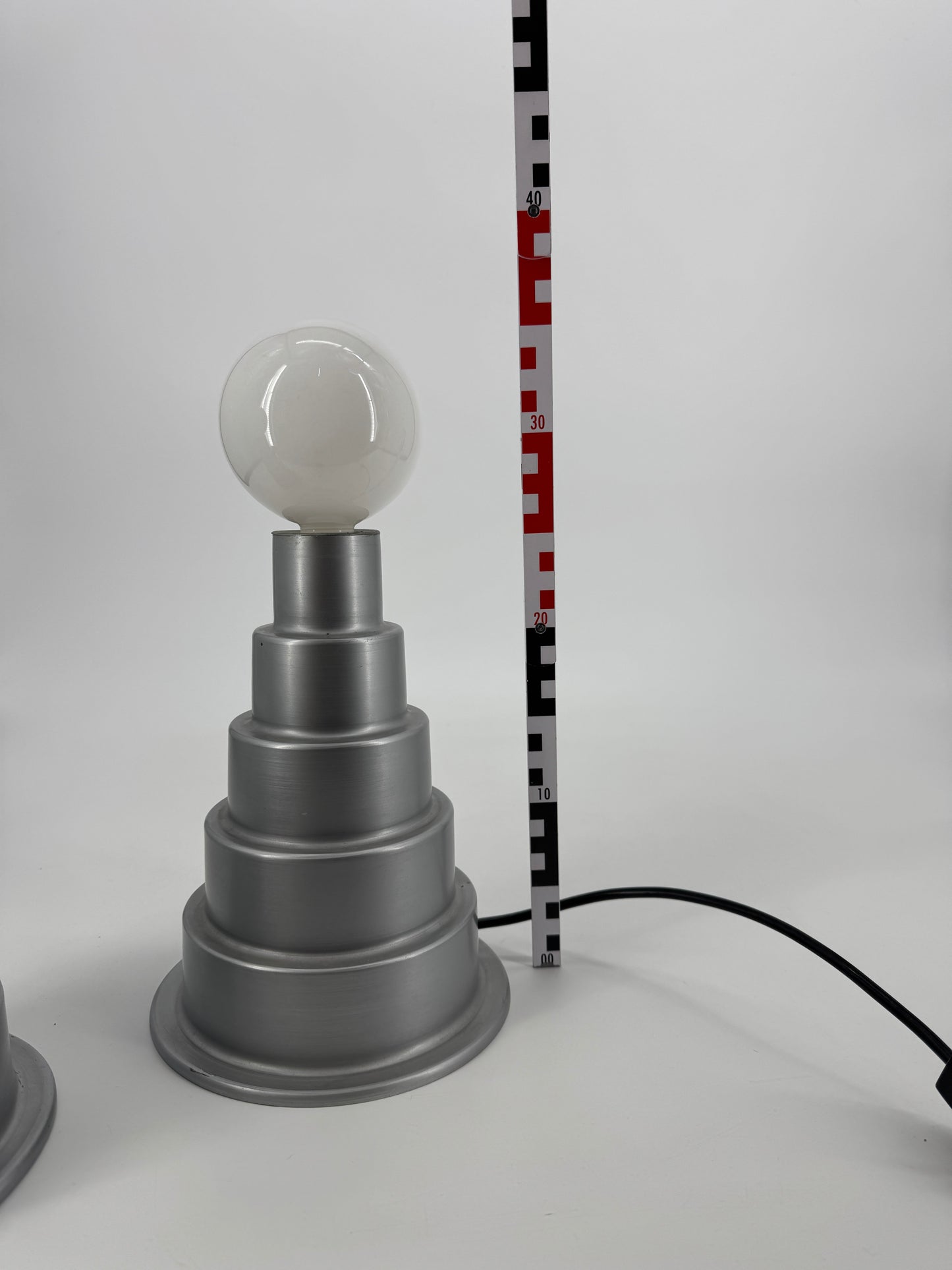 2x Tischlampe im Stufendesign, 70er Jahre