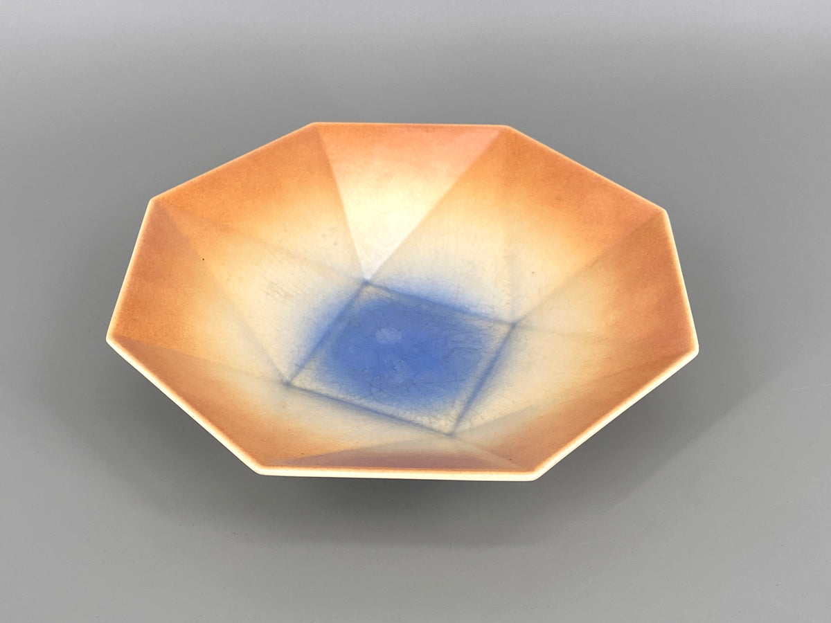 7 Teller "Form 2869/1" von Werner Gothein für die Karlsruher Majolika, Karlsruhe (1928–1933) Art Deco