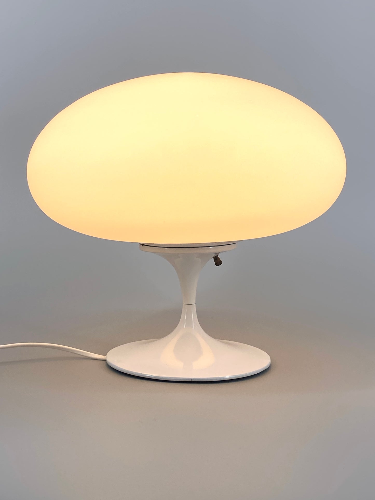 #1 Mushroom Tischlampe aus Glas von Bill Curry für Laurel Lamp Co., 1960er
