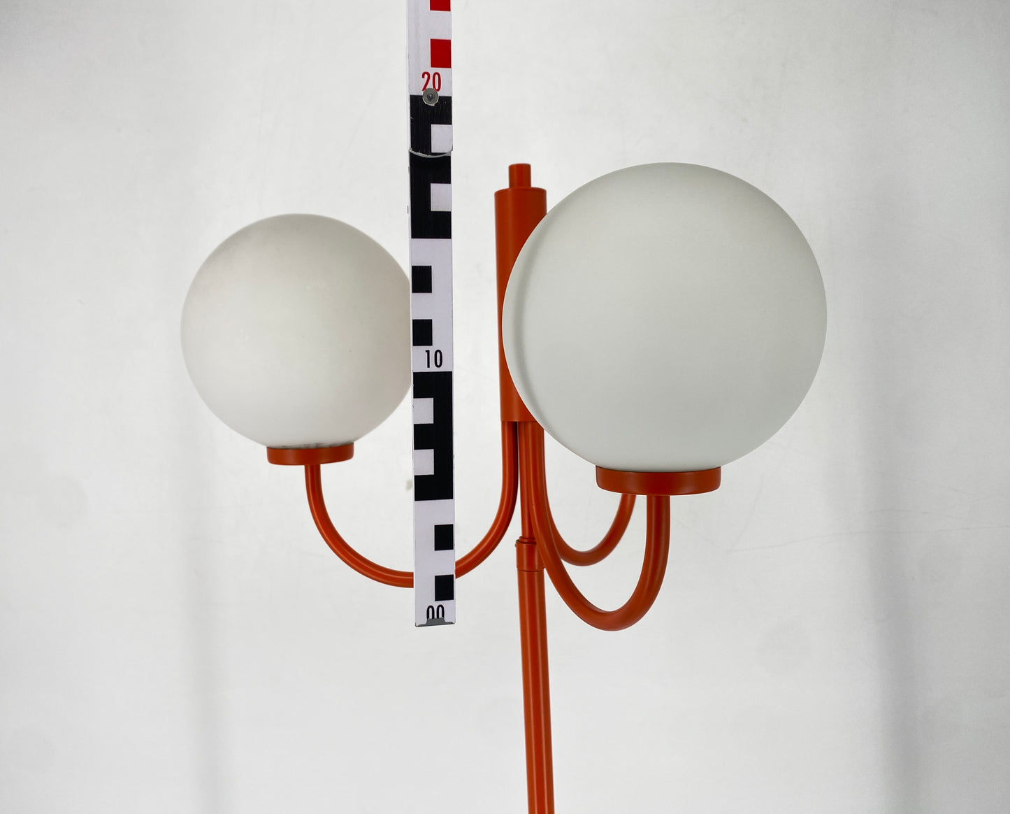 Vintage Stehlampe in leuchtend-orange von Leclair & Schäfer, Deutschland 1970er