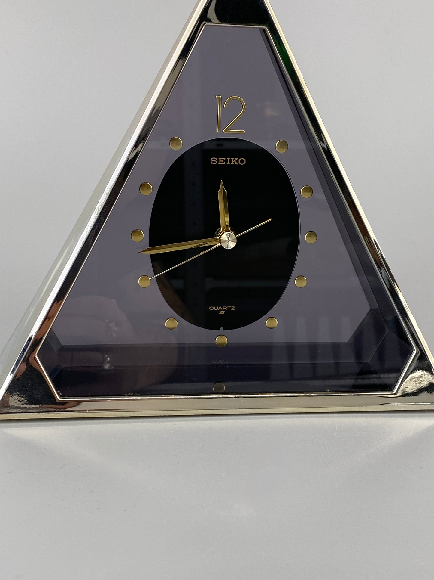 Goldene Pyramidenuhr von Seiko, Japan, 90er