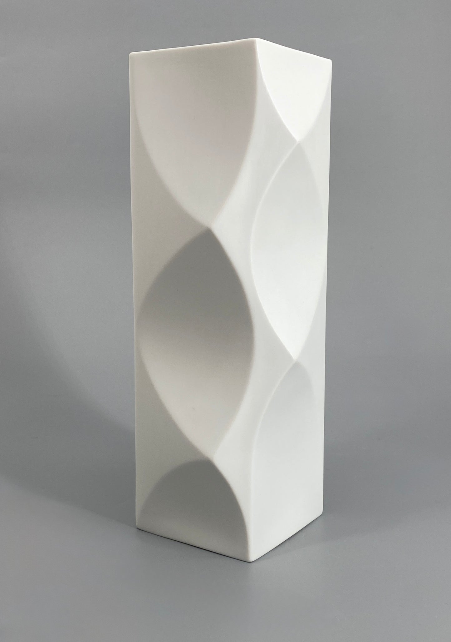 Op-Art Vase "Archais" von Heinrich Fuchs für Hutschenreuther, Biskuitporzellan, Deutschland 70er