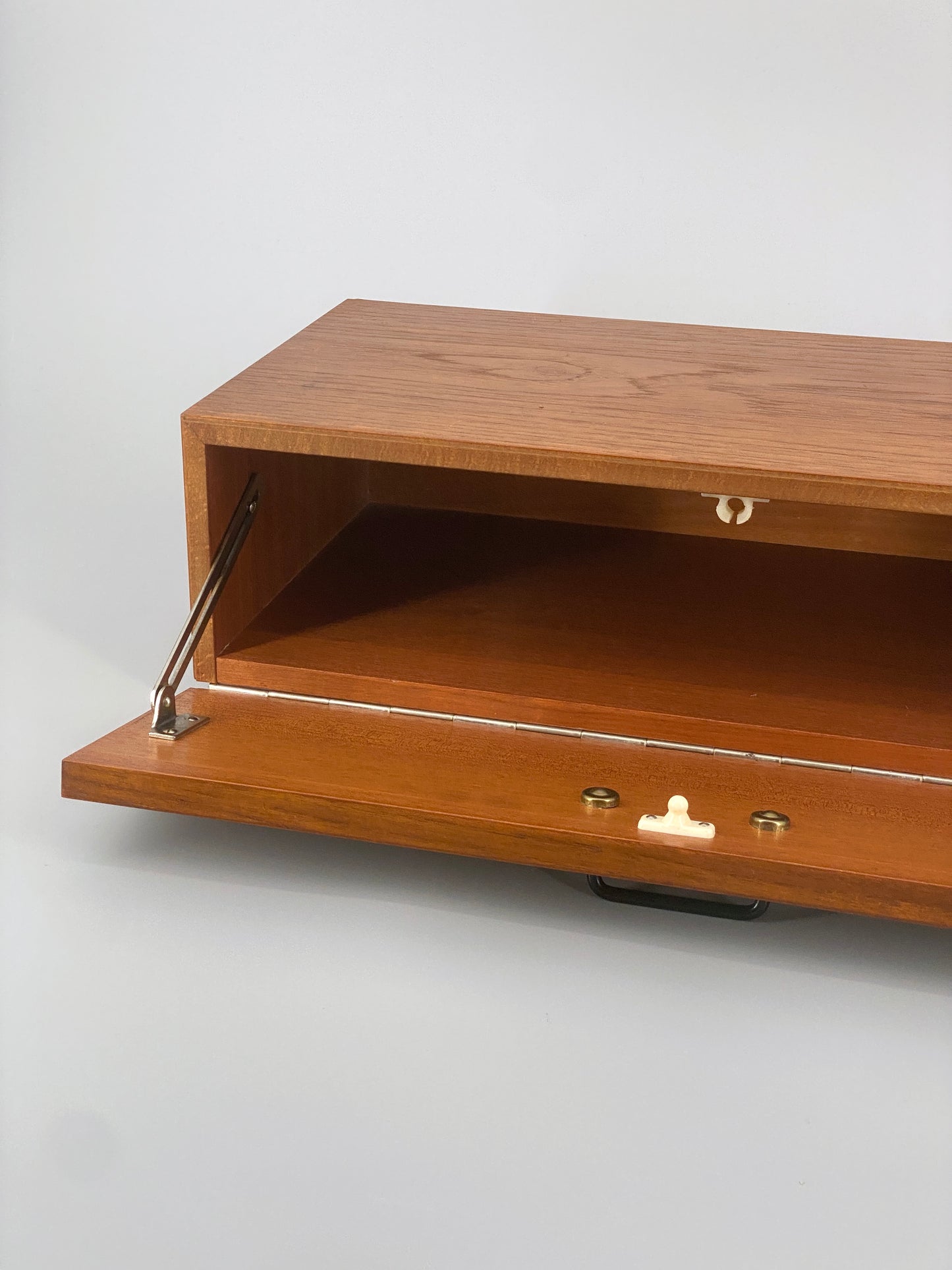 Mid Century Wandkonsole aus Teakholz, 60er