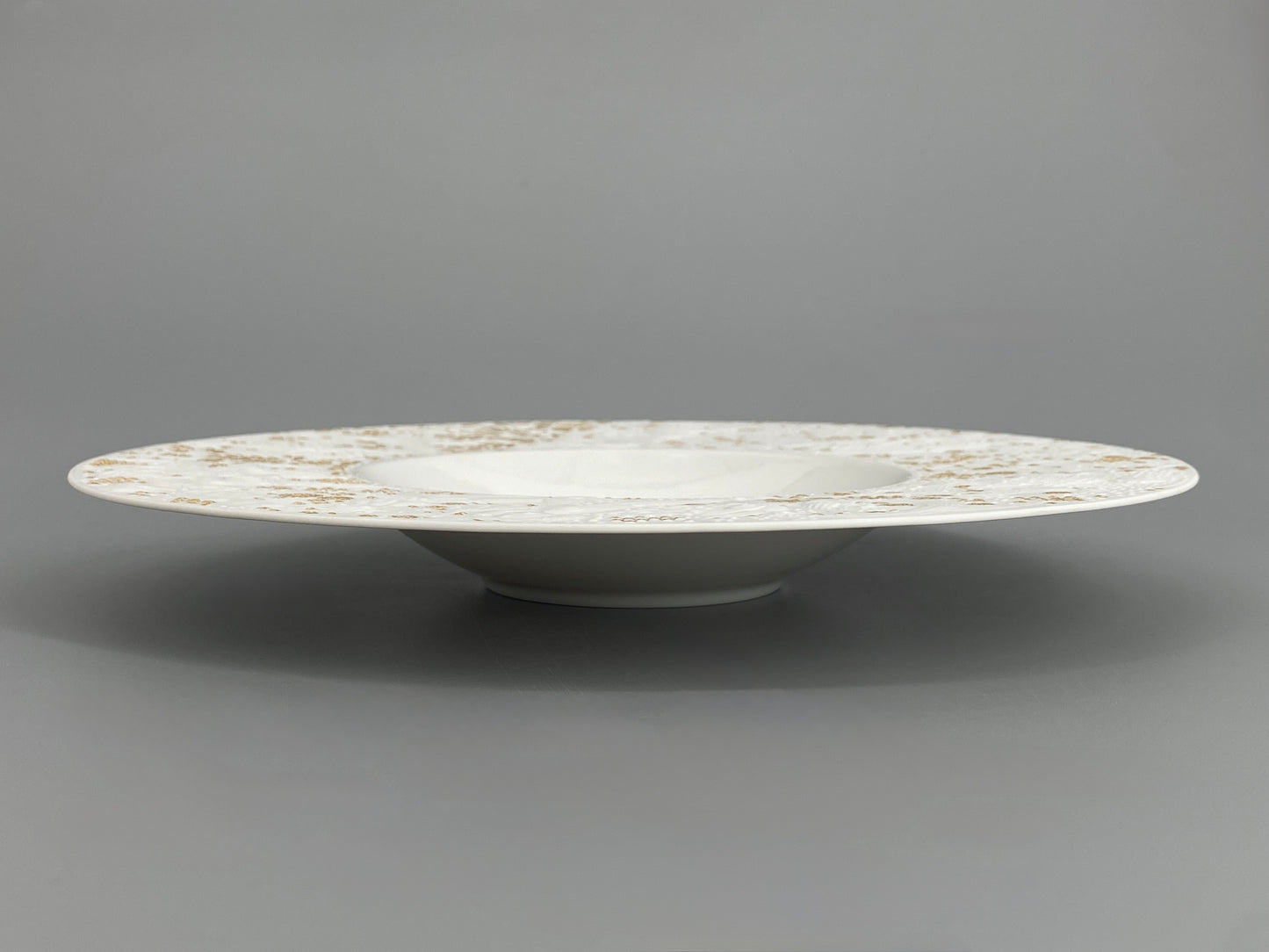 Porzellanteller von Bjørn Wiinblad für Rosenthal aus der Reihe "Die Zauberflöte", um 1980