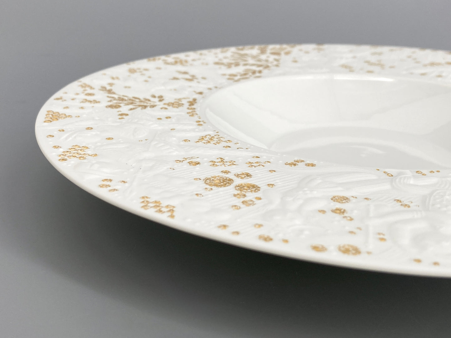 Porzellanteller von Bjørn Wiinblad für Rosenthal aus der Reihe "Die Zauberflöte", um 1980