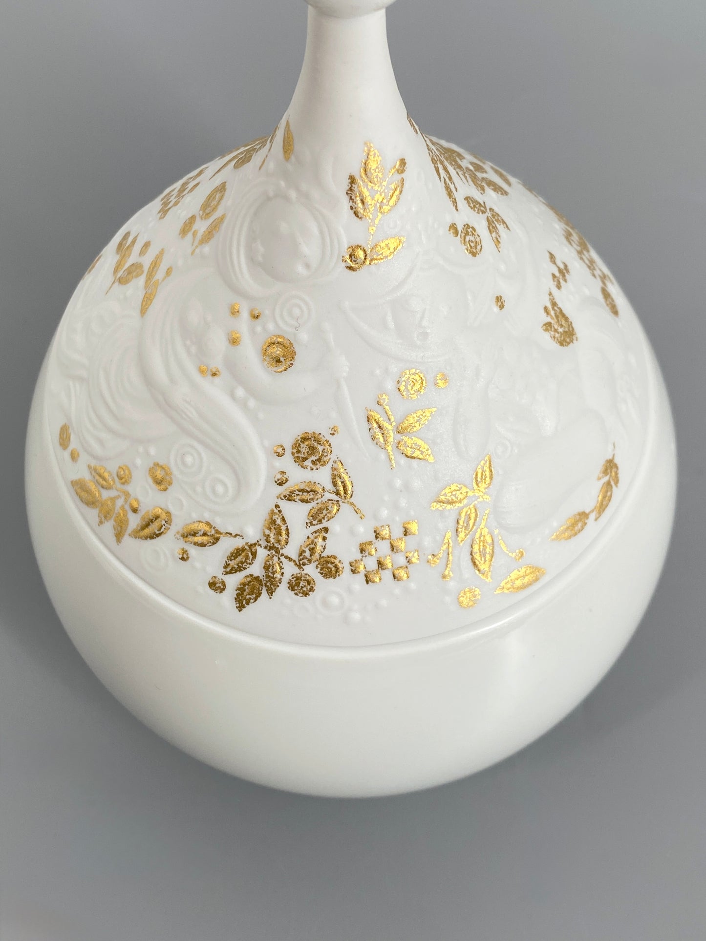 Zuckerdose / Deckeldose von Bjørn Wiinblad für Rosenthal aus der Reihe "Die Zauberflöte", um 1980