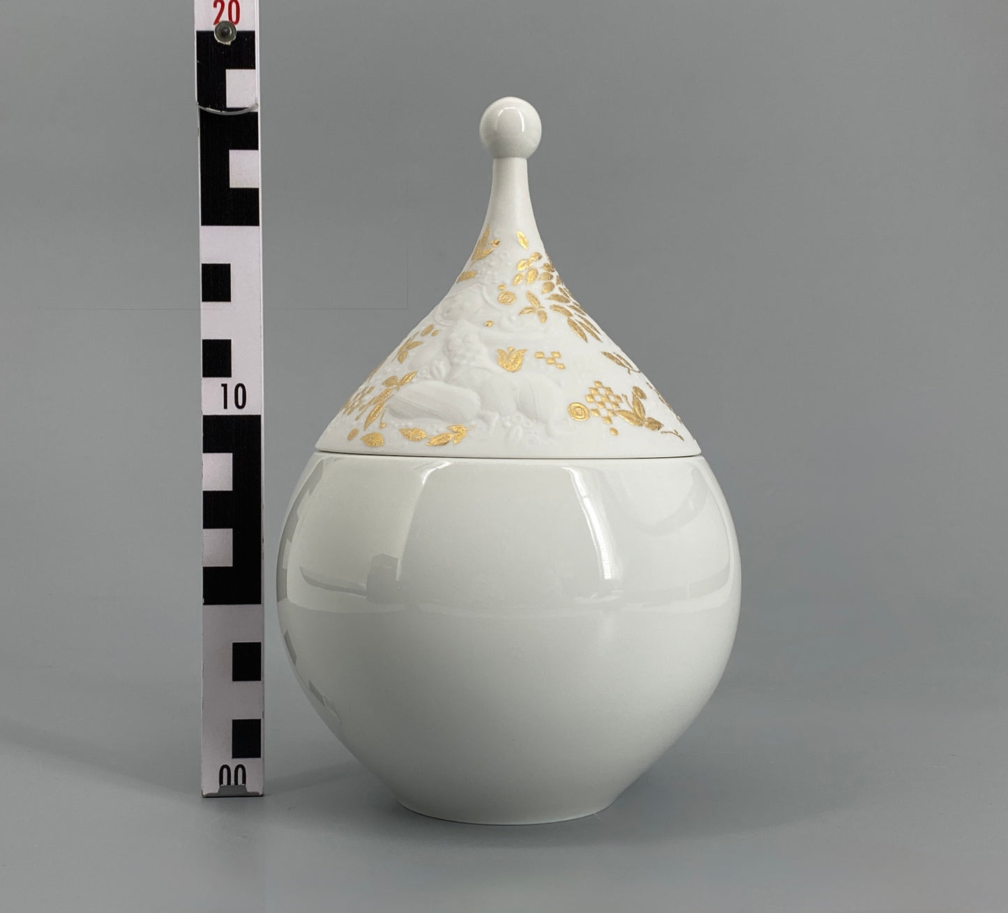 Zuckerdose / Deckeldose von Bjørn Wiinblad für Rosenthal aus der Reihe "Die Zauberflöte", um 1980